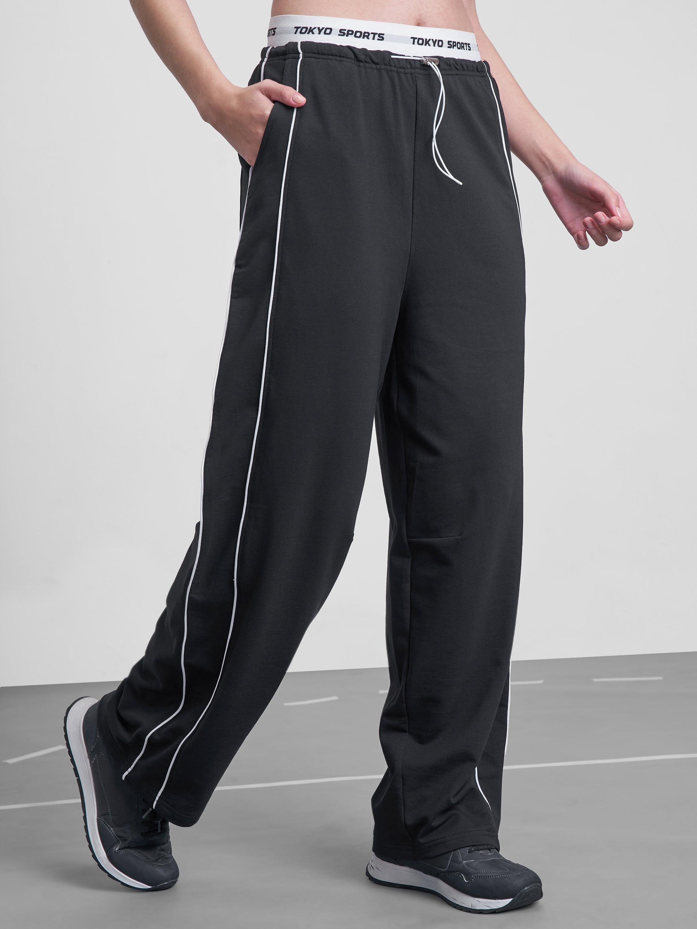 Street By Tokyo Talkies Women Black Relaxed Fit Track Pant - Black - Image 6