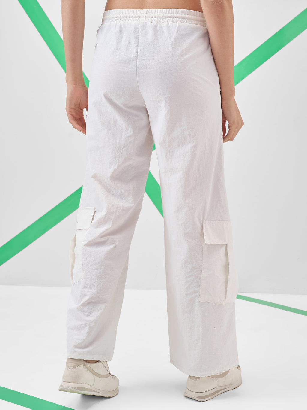 Street By Tokyo Talkies Women White Loose Fit Track Pant - White - Image 3