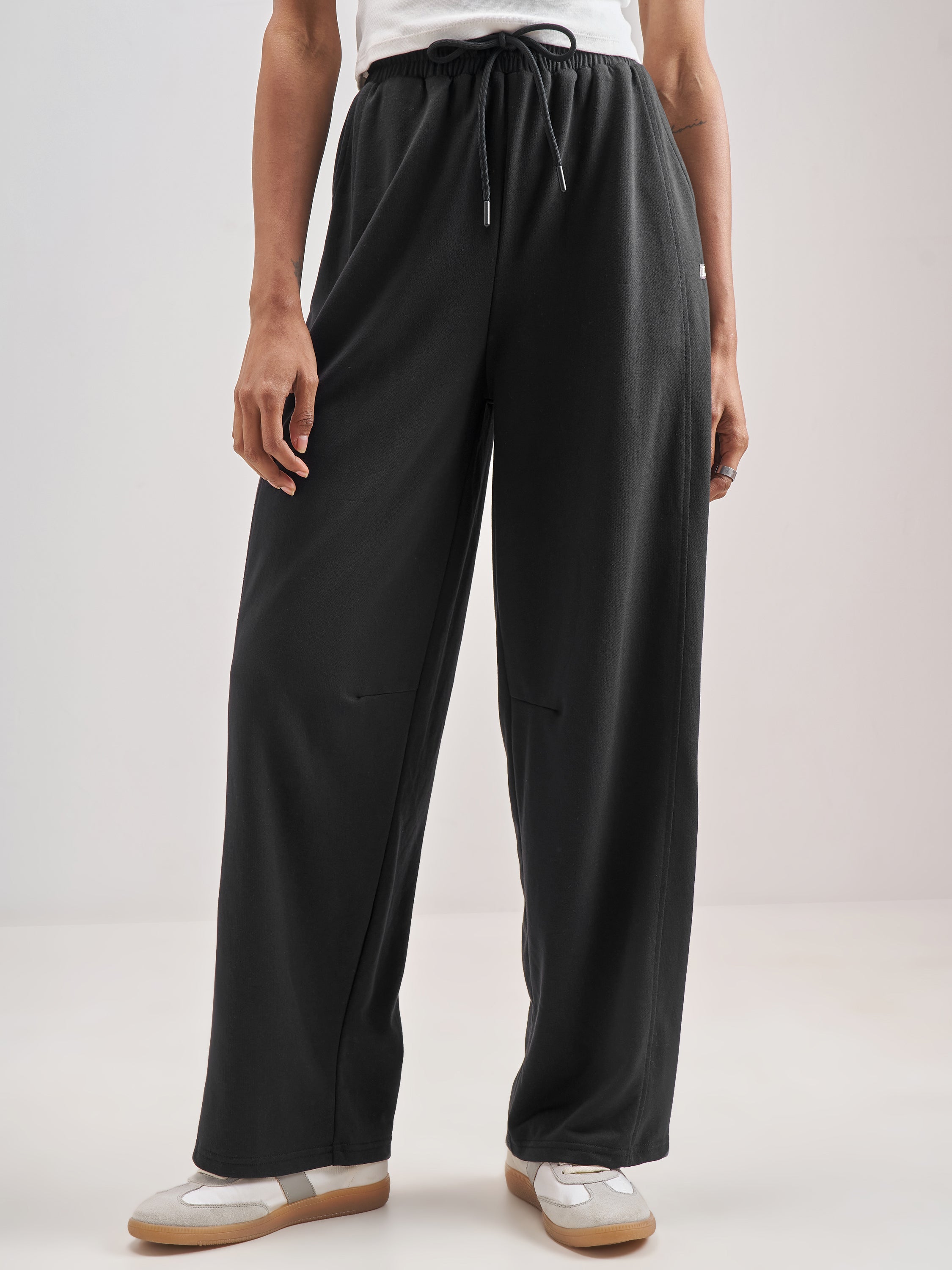 Street By Tokyo Talkies Women Black Straight Fit Track Pant - Black - Image 1