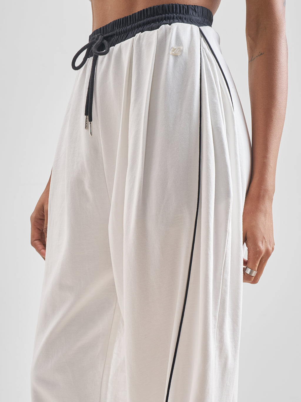 Street By Tokyo Talkies Women White Wide Leg Track Pant - White - Image 5