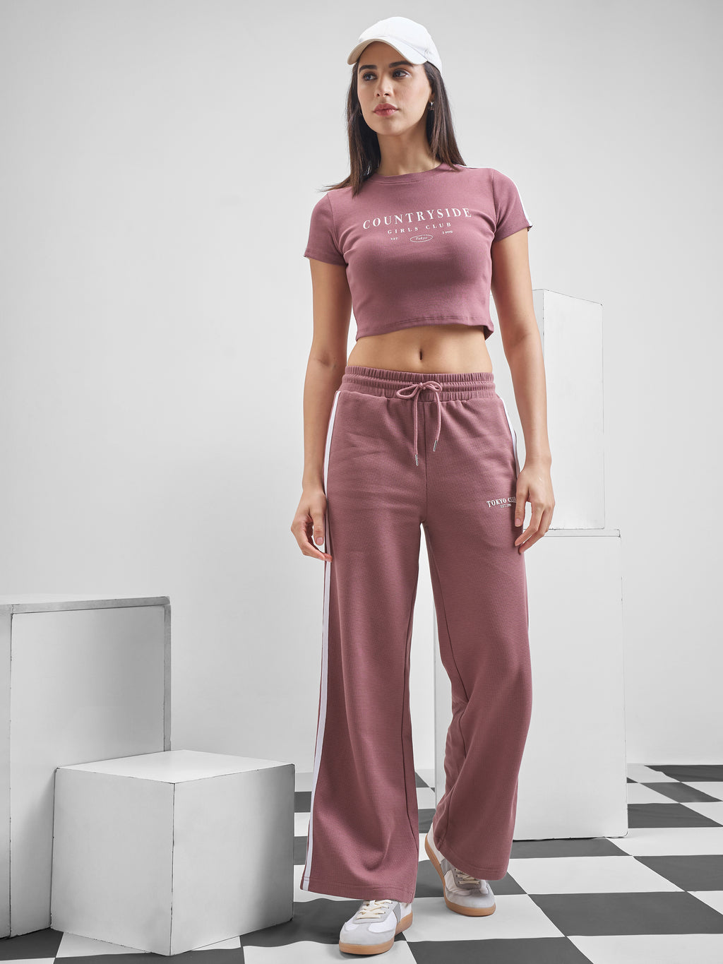 Street By Tokyo Talkies Women Mauve Relaxed Fit Track Pant - Mauve - Image 2