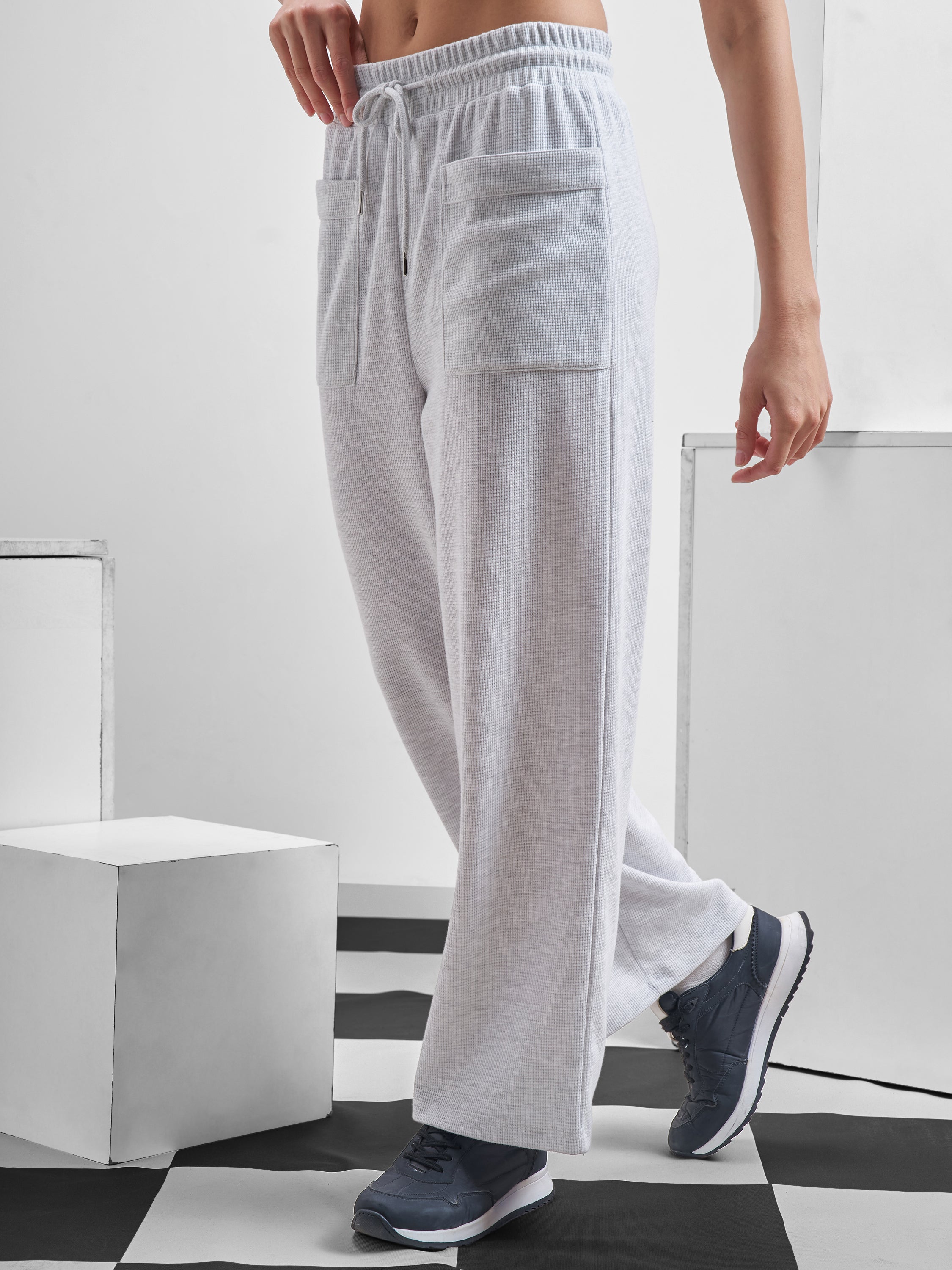 Street By Tokyo Talkies Women Grey Relaxed Fit Track Pant - Grey - Image 4