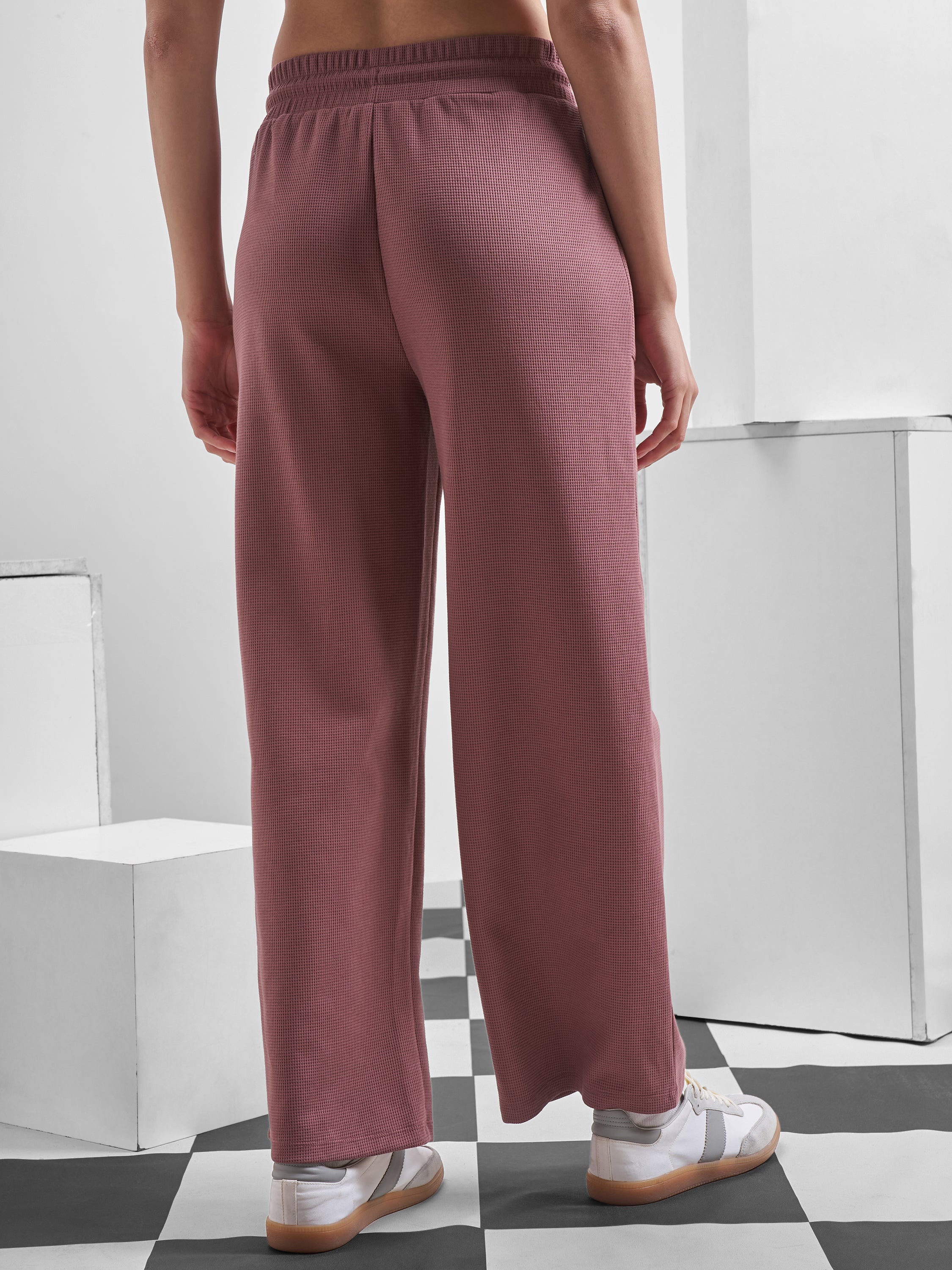 Street By Tokyo Talkies Women Mauve Relaxed Fit Track Pant - Mauve - Image 3