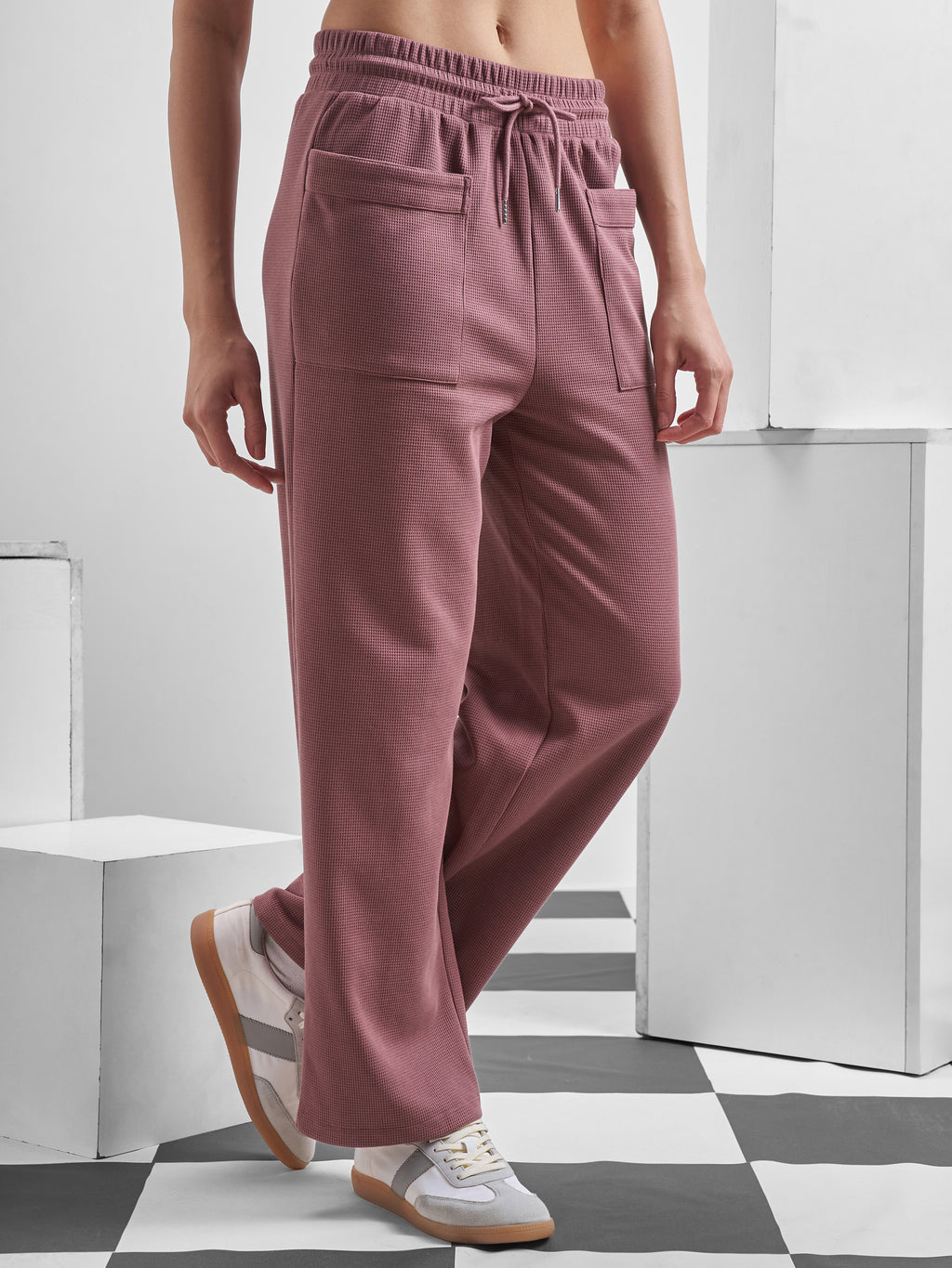 Street By Tokyo Talkies Women Mauve Relaxed Fit Track Pant - Mauve - Image 6