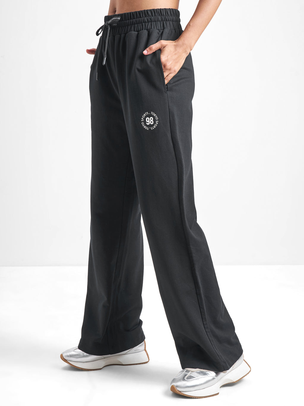 Street By Tokyo Talkies Women Black Baggy Track Pant - Black - Image 4