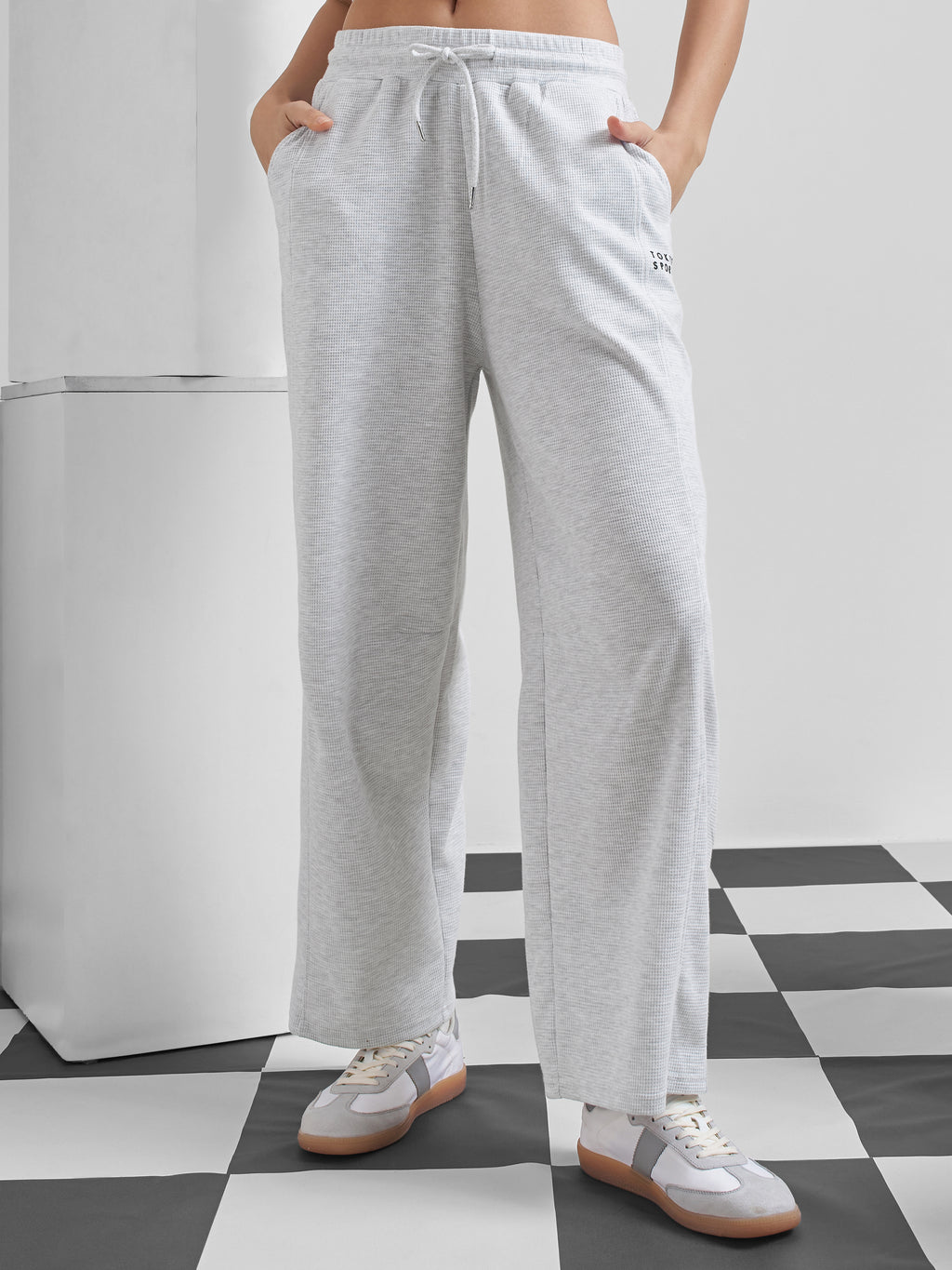 Street By Tokyo Talkies Women Grey Relaxed Fit Track Pant - Grey - Image 1