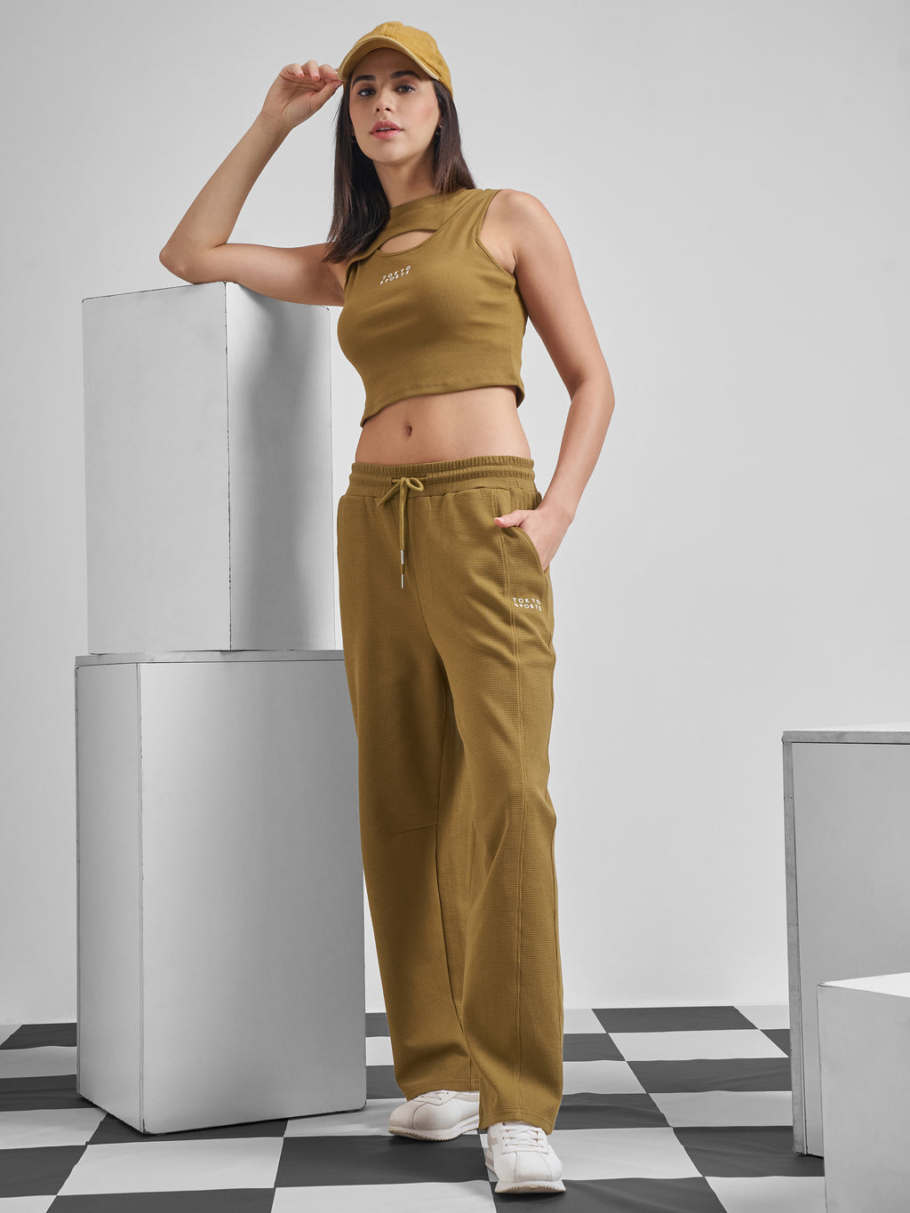 Street By Tokyo Talkies Women Brown Relaxed Fit Track Pant - Brown - Image 2