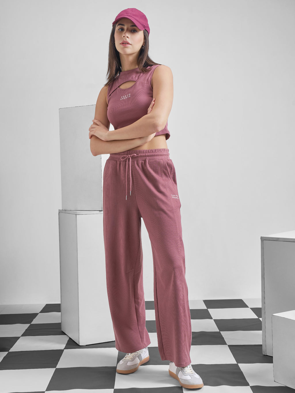 Street By Tokyo Talkies Women Mauve Relaxed Fit Track Pant - Mauve - Image 2
