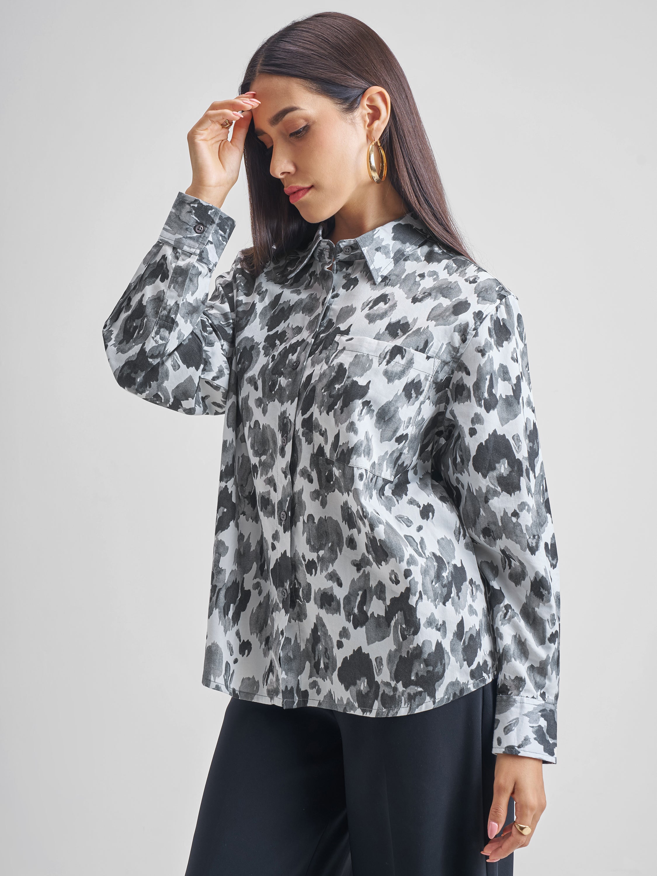 Tokyo Talkies Women Grey Printed Casual Shirt - Grey - Image 4