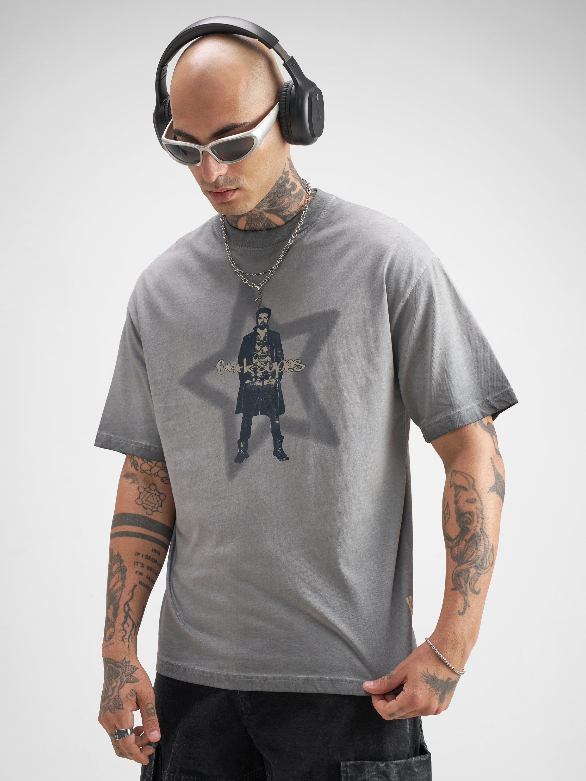 Highlander Men Grey The Boys Printed Round Neck Oversized Fit T-Shirt - Grey - Image 4