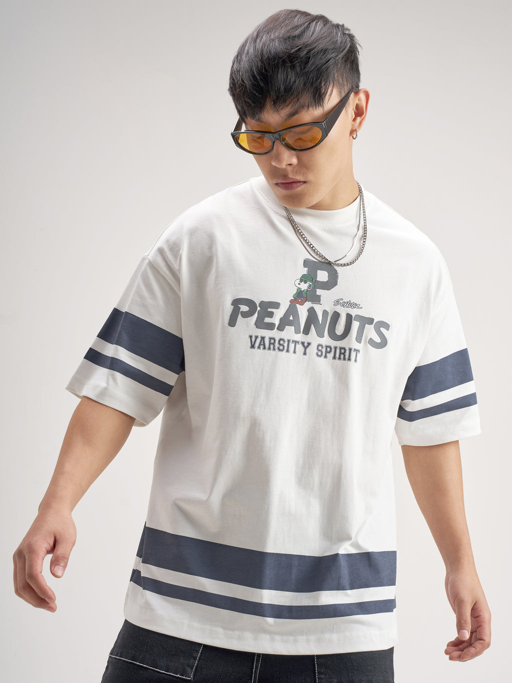 Highlander Men White Peanuts Printed Round Neck Oversized Fit T-Shirt - White - Image 3