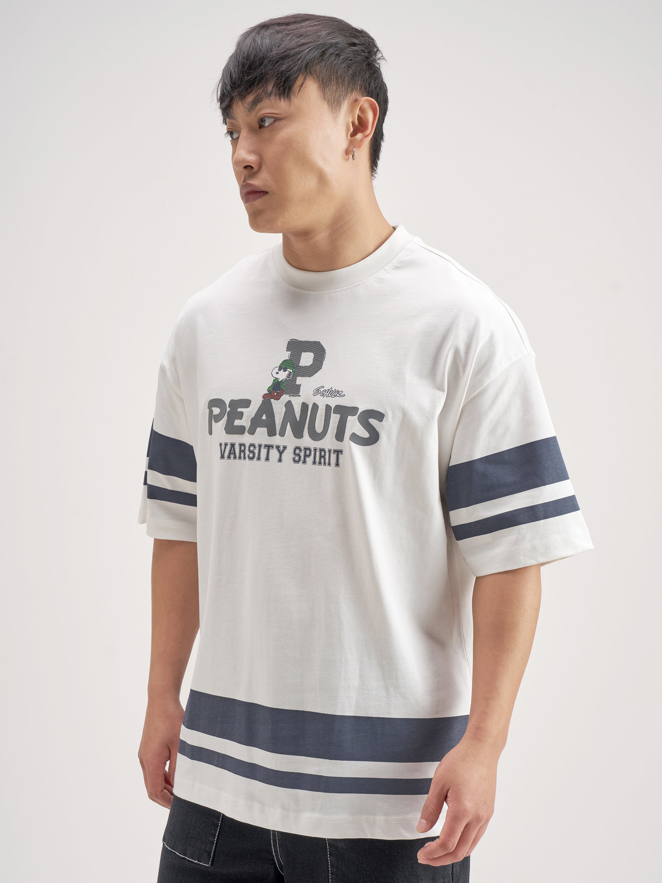 Highlander Men White Peanuts Printed Round Neck Oversized Fit T-Shirt - White - Image 4