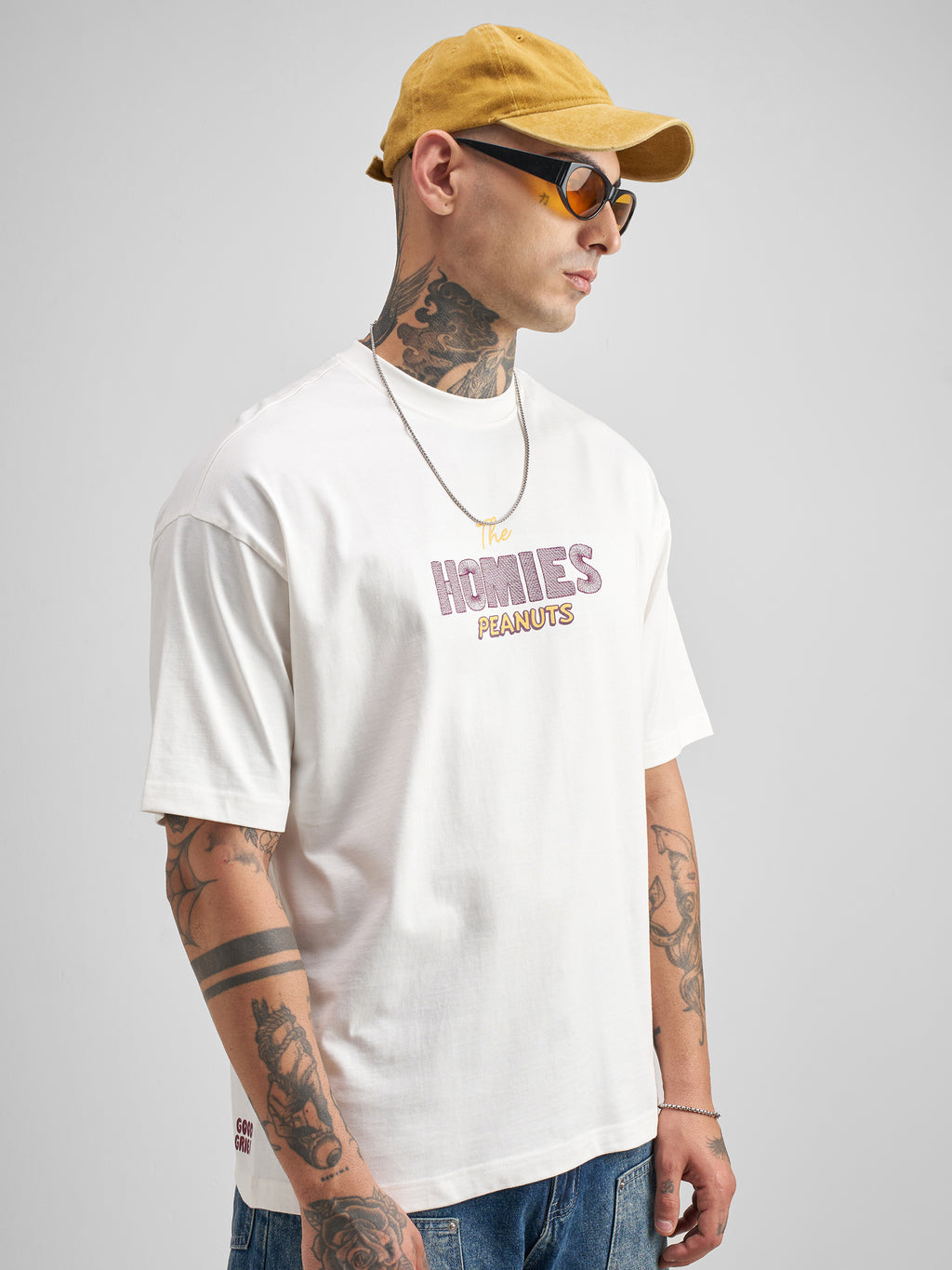 Highlander Men White Peanuts Printed Round Neck Oversized Fit T-Shirt - White - Image 6
