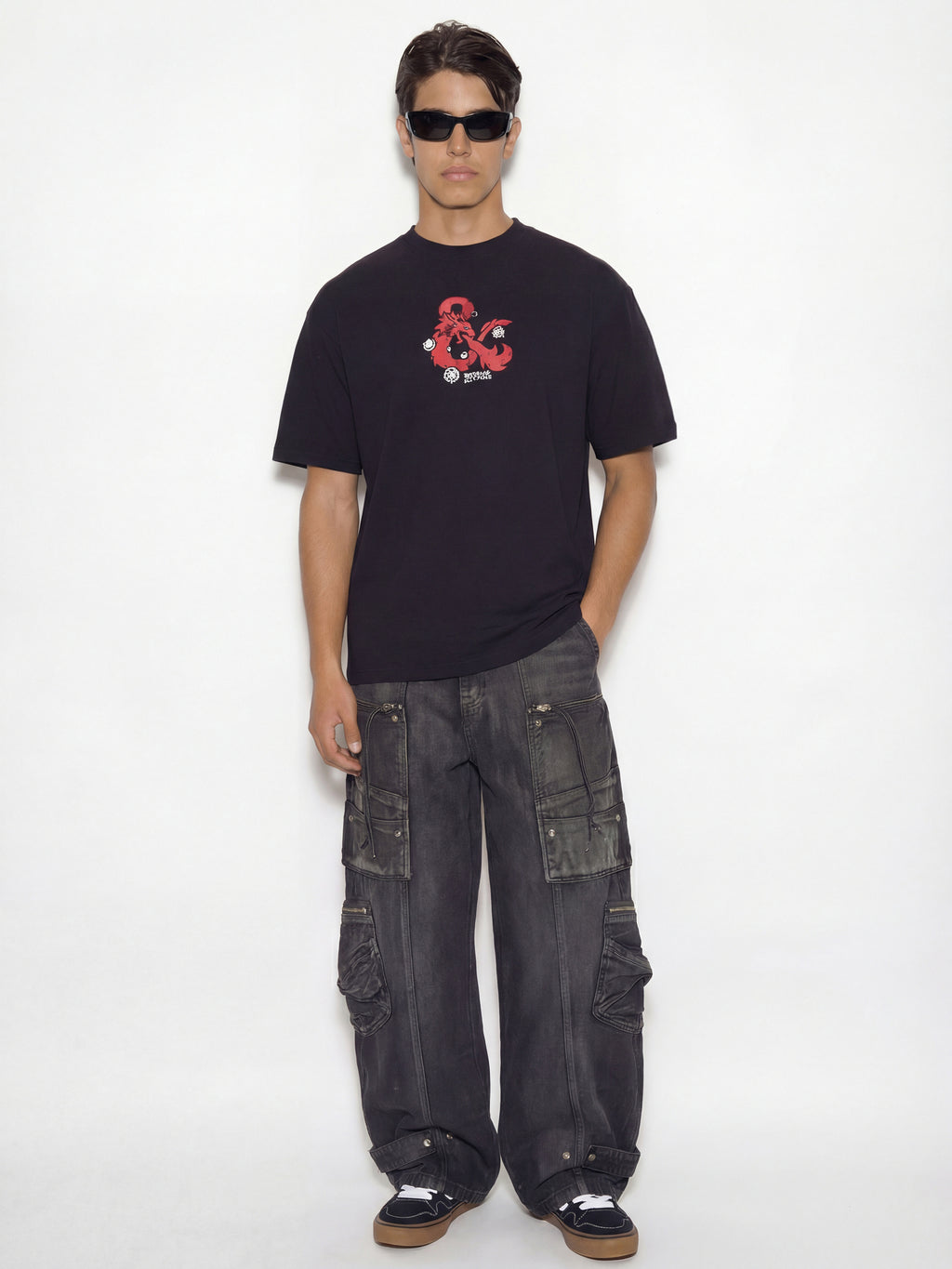 Highlander Men Black Dungeons & Dragons Printed Round Neck Oversized Fit T-Shirt - Black - Image 4