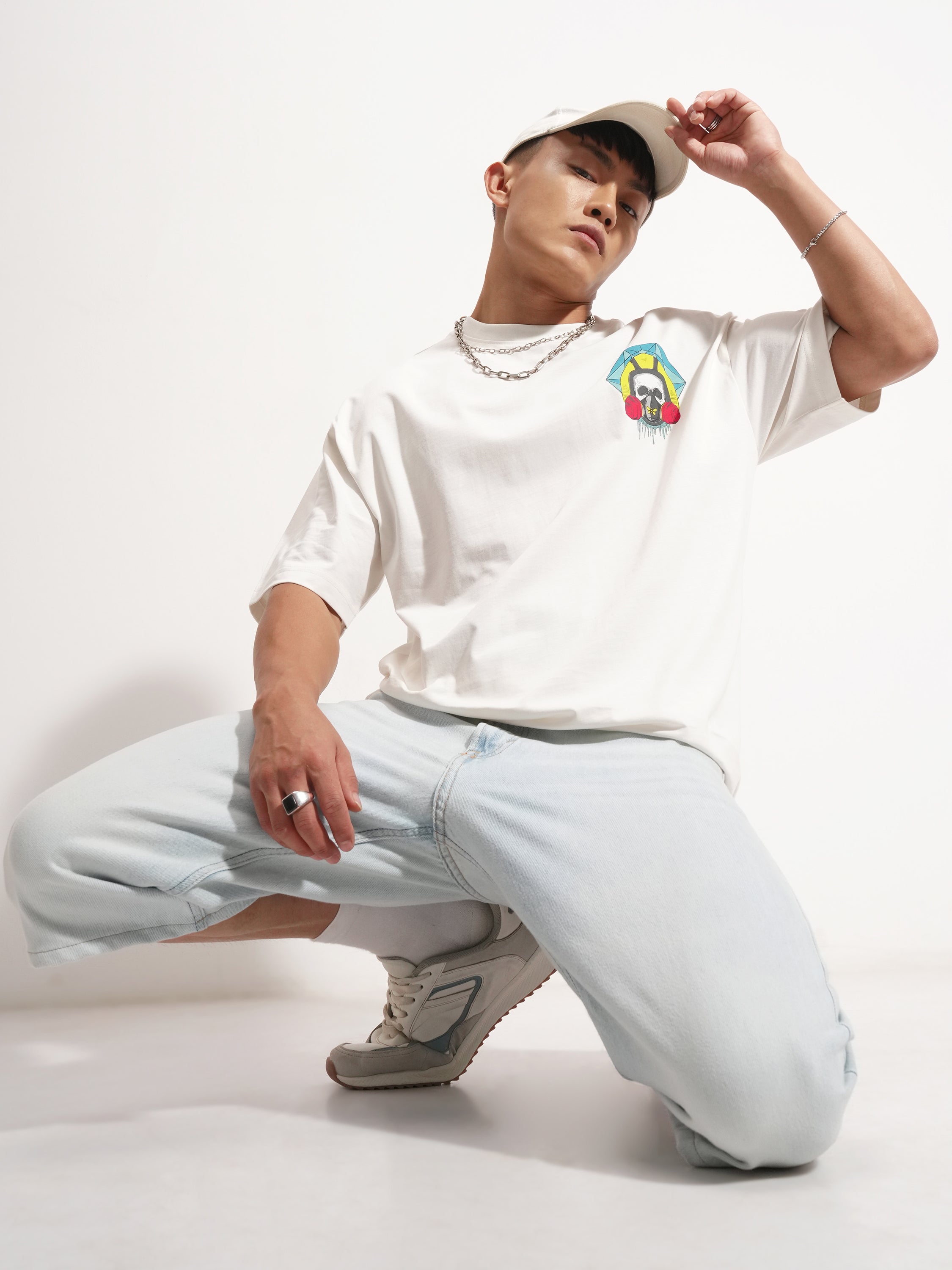 Highlander Men Off White Breaking Bad Printed Round Neck Oversized Fit T-Shirt - Off White - Image 2