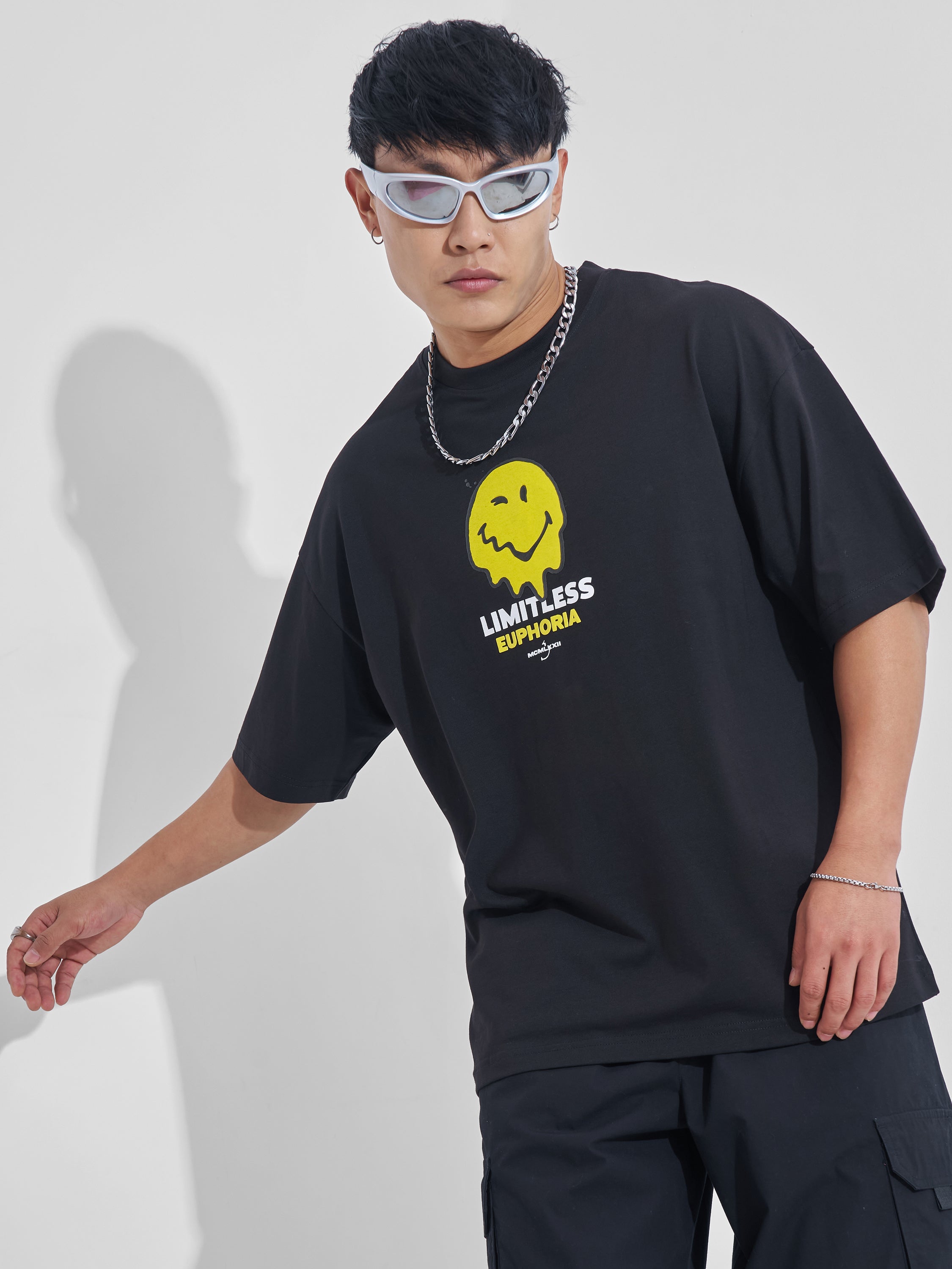 Highlander Men Black SmileyWorld® Printed Round Neck Oversized Fit T-Shirt - Black - Image 3