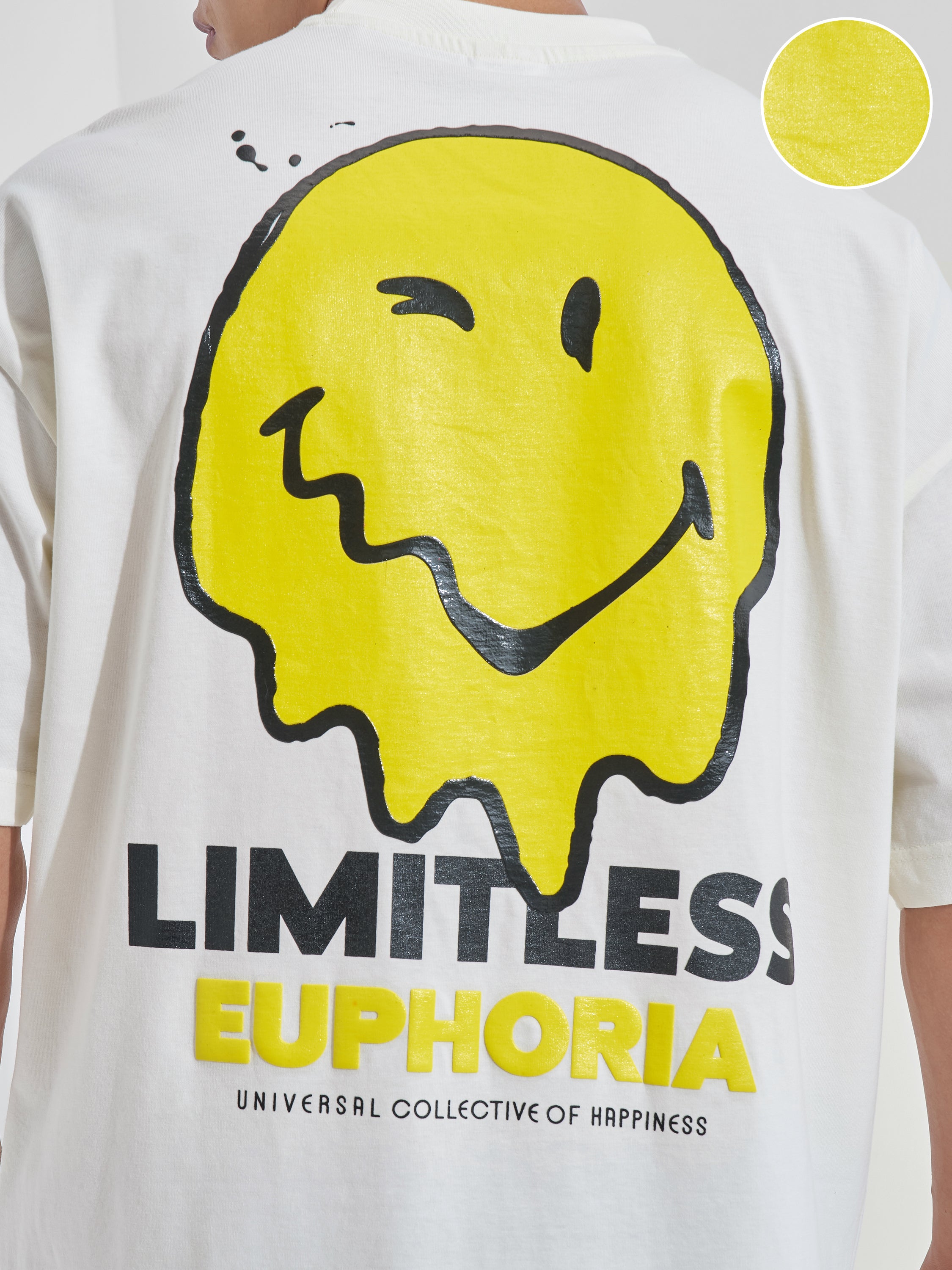 Highlander Men Off White SmileyWorld® Printed Round Neck Oversized Fit T-Shirt - Off White - Image 5