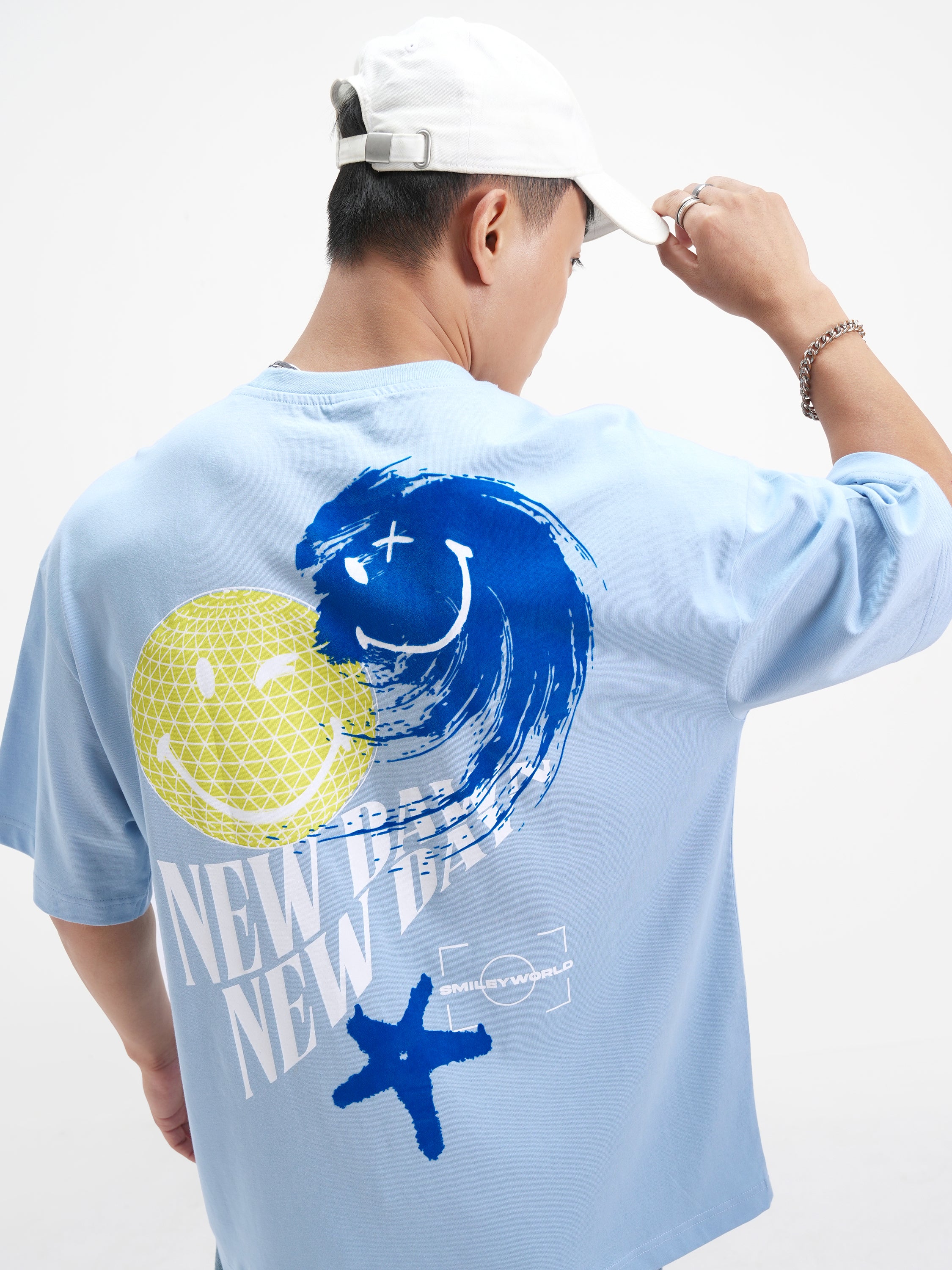 Highlander Men Blue SmileyWorldÂ® Printed Round Neck Oversized Fit T-Shirt - Blue - Image 1