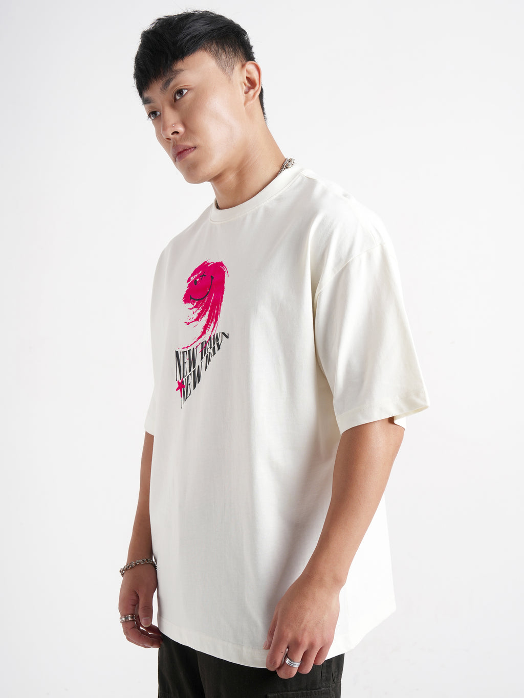 Highlander Men Off White SmileyWorldÂ® Printed Round Neck Oversized Fit T-Shirt - Off White - Image 4