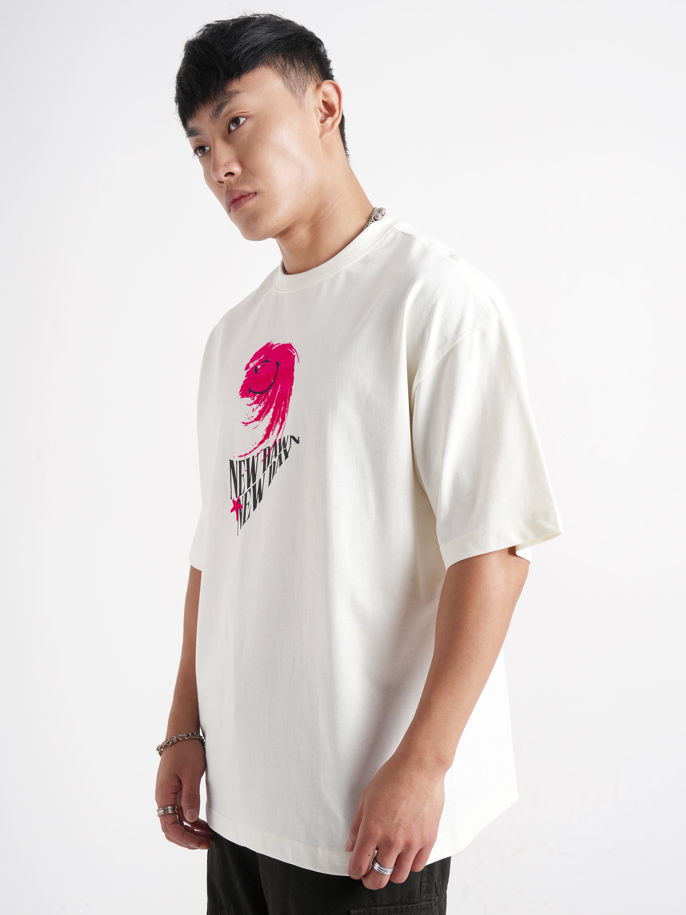Highlander Men Off White SmileyWorldÂ® Printed Round Neck Oversized Fit T-Shirt - Off White - Image 4