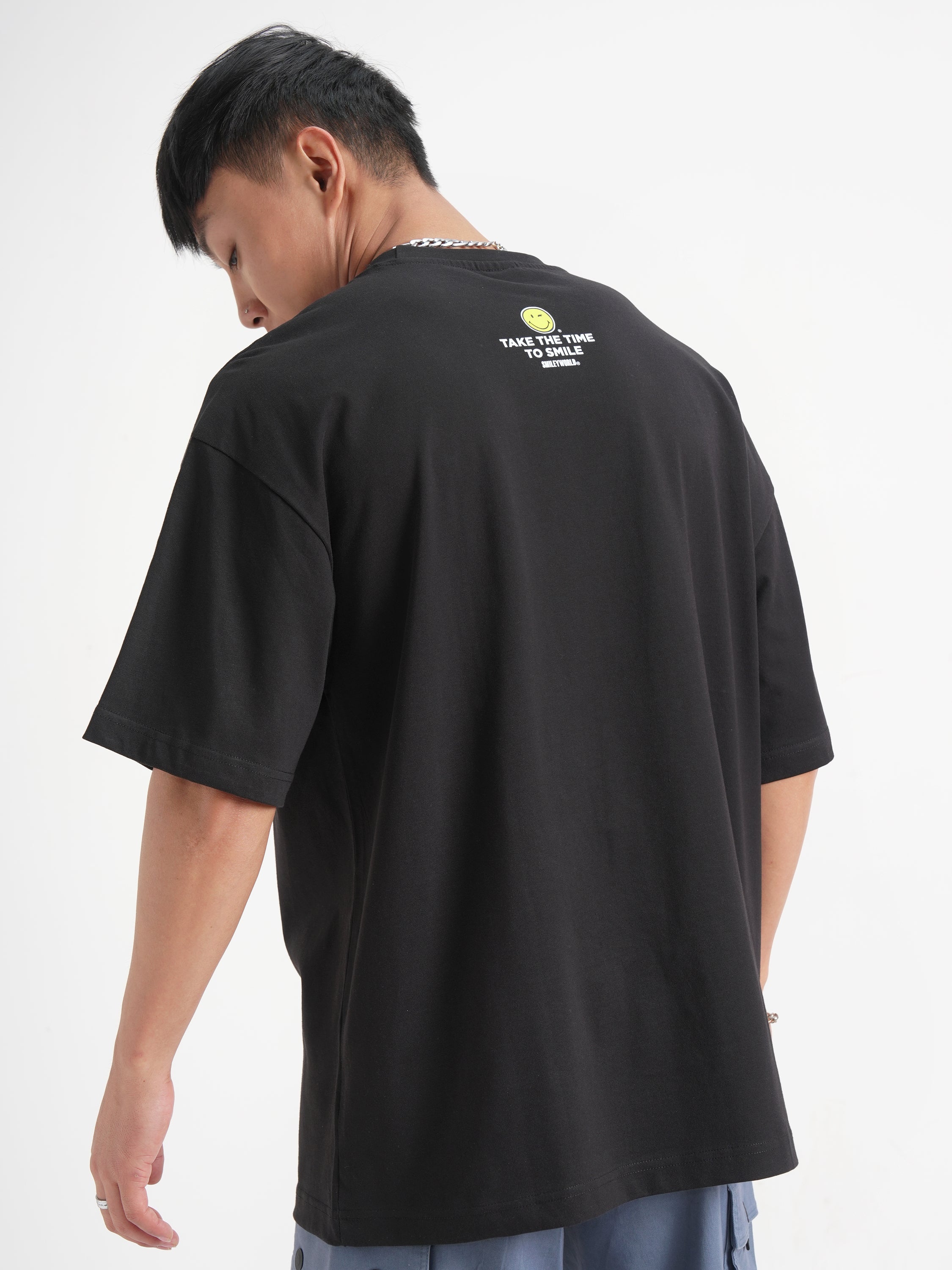 Highlander Men Black SmileyWorldÂ® Printed Round Neck Oversized Fit T-Shirt - Black - Image 3