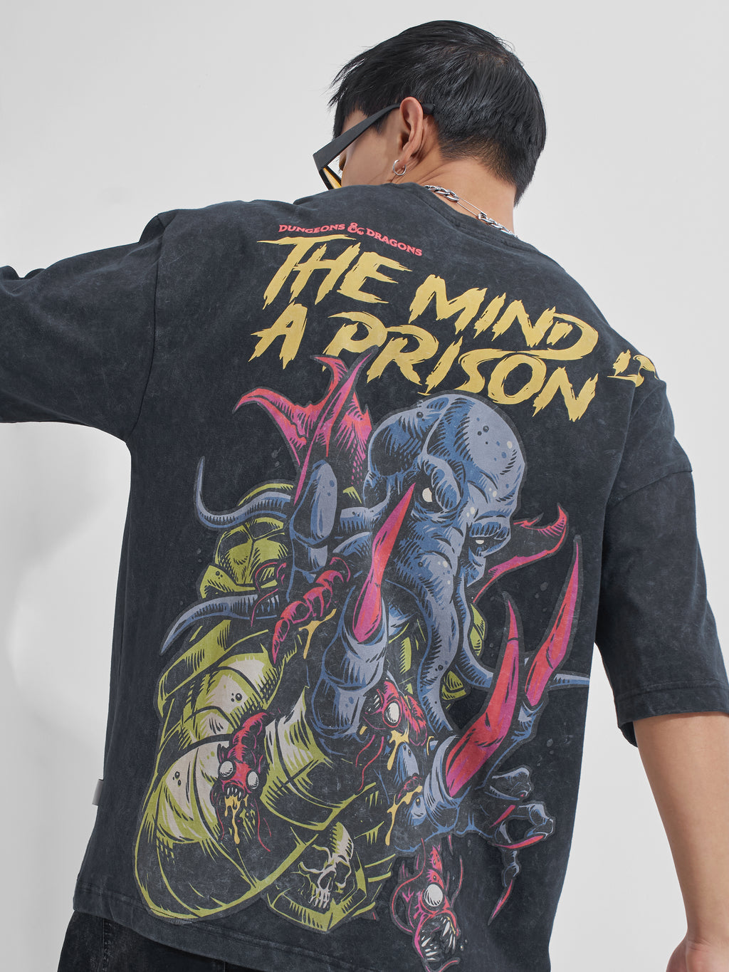 Highlander Men Black Dungeons And Dragons Printed Round Neck Oversized Fit T-Shirt - Black - Image 1
