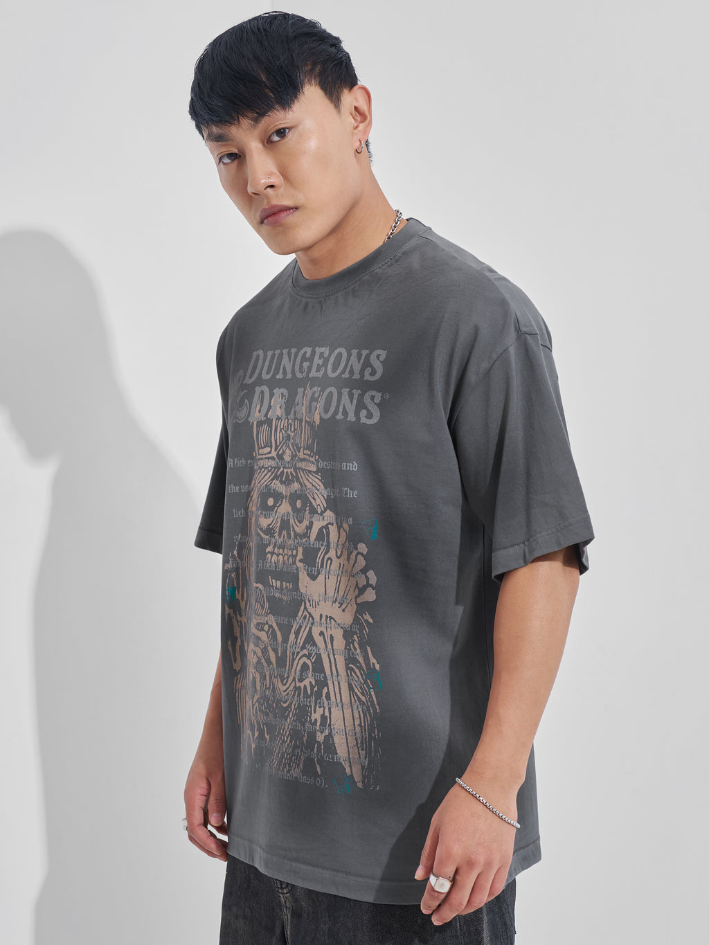 Highlander Men Grey Dungeons And Dragons Printed Round Neck Oversized Fit T-Shirt - Grey - Image 7