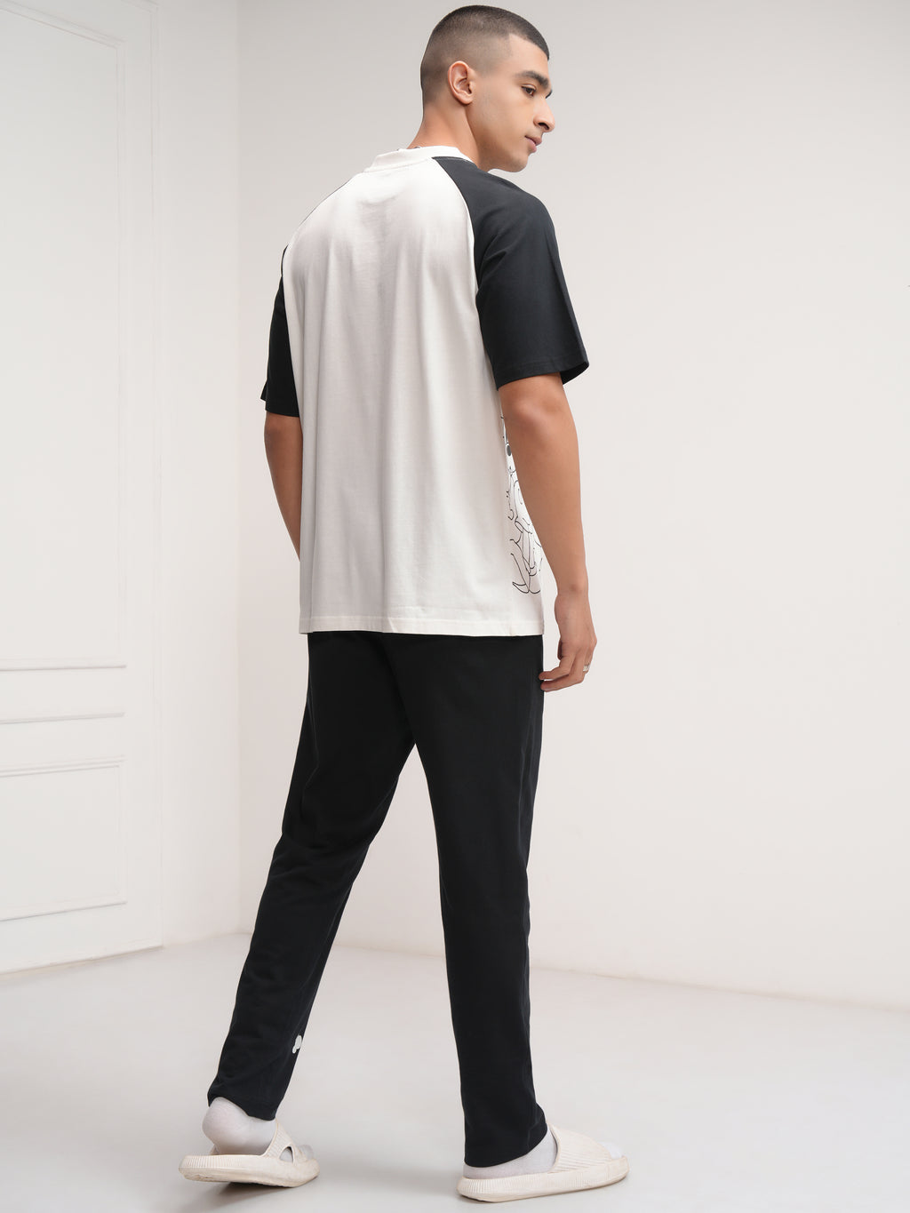 Disney By Highlander Men White Mickey Mouse T-Shirt With Trouser Co-Ords - White - Image 3