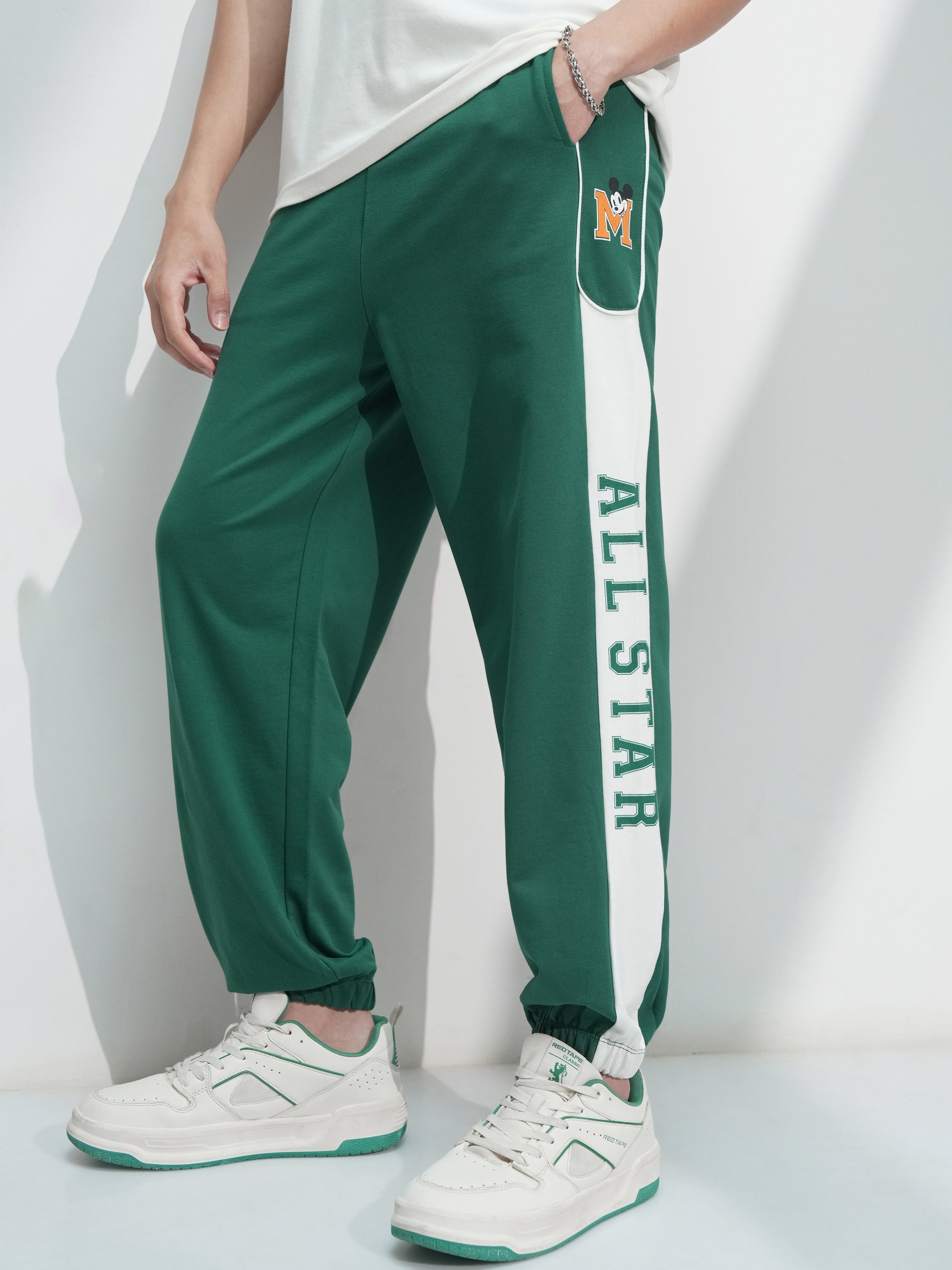 Disney By Highlander Men Green Mickey Mouse Solid Relaxed Fit Cargos - Green - Image 1