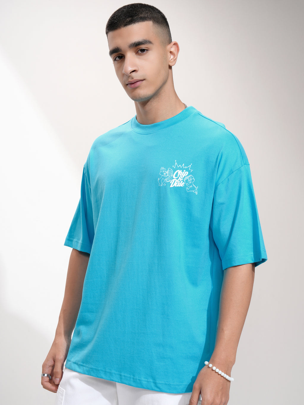 Disney By Highlander Men Turquoise Chip And Dale Printed Round Neck Oversized Fit T-Shirt - Turquoise - Image 4