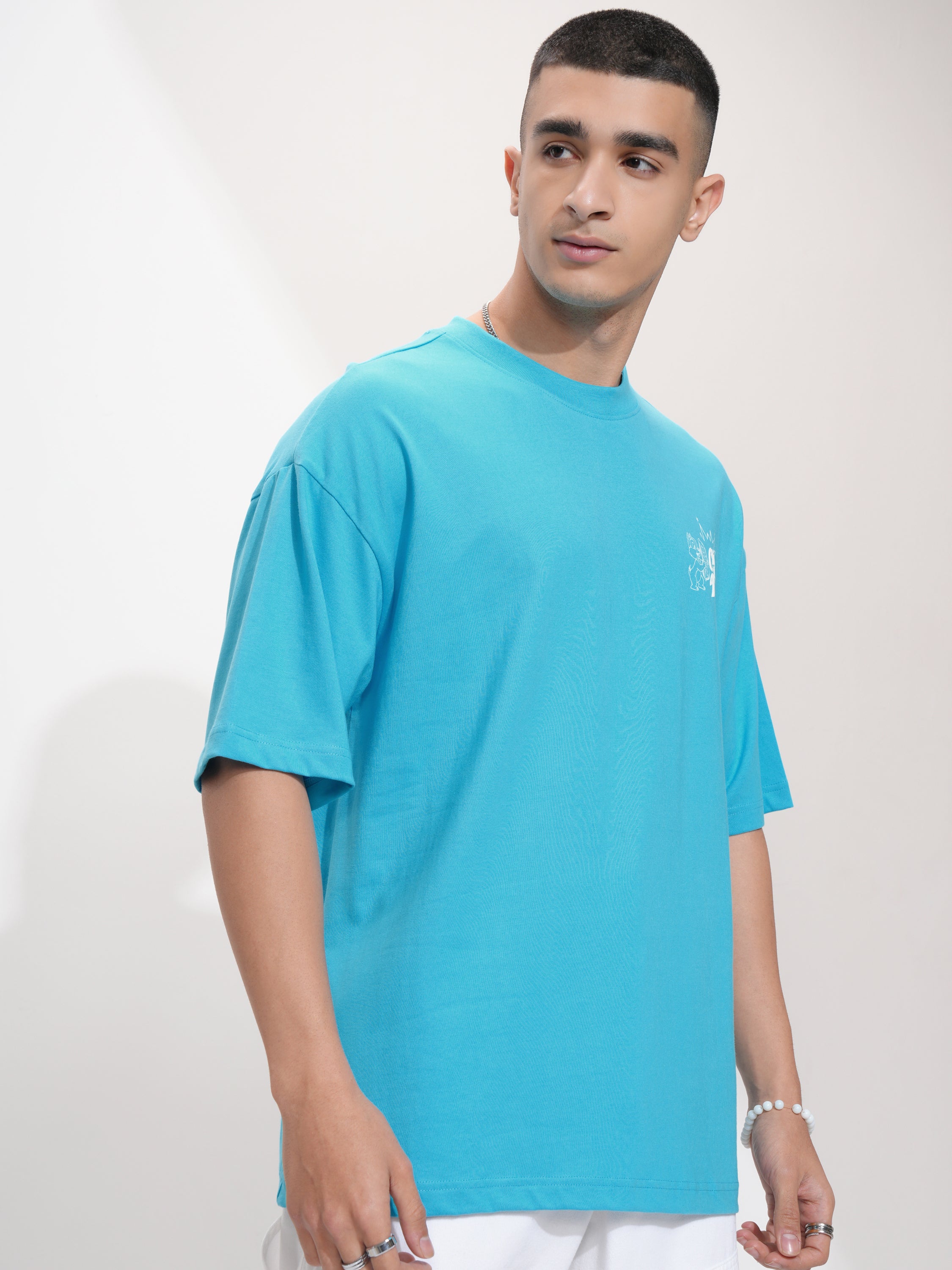 Disney By Highlander Men Turquoise Chip And Dale Printed Round Neck Oversized Fit T-Shirt - Turquoise - Image 6