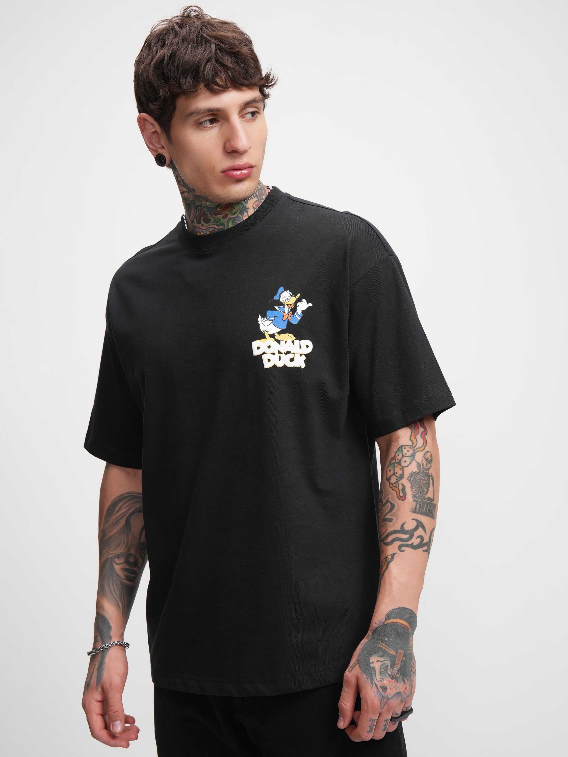 Disney By Highlander Men Black Doanld Duck Printed Round Neck Oversized Fit T-Shirt - Black - Image 4