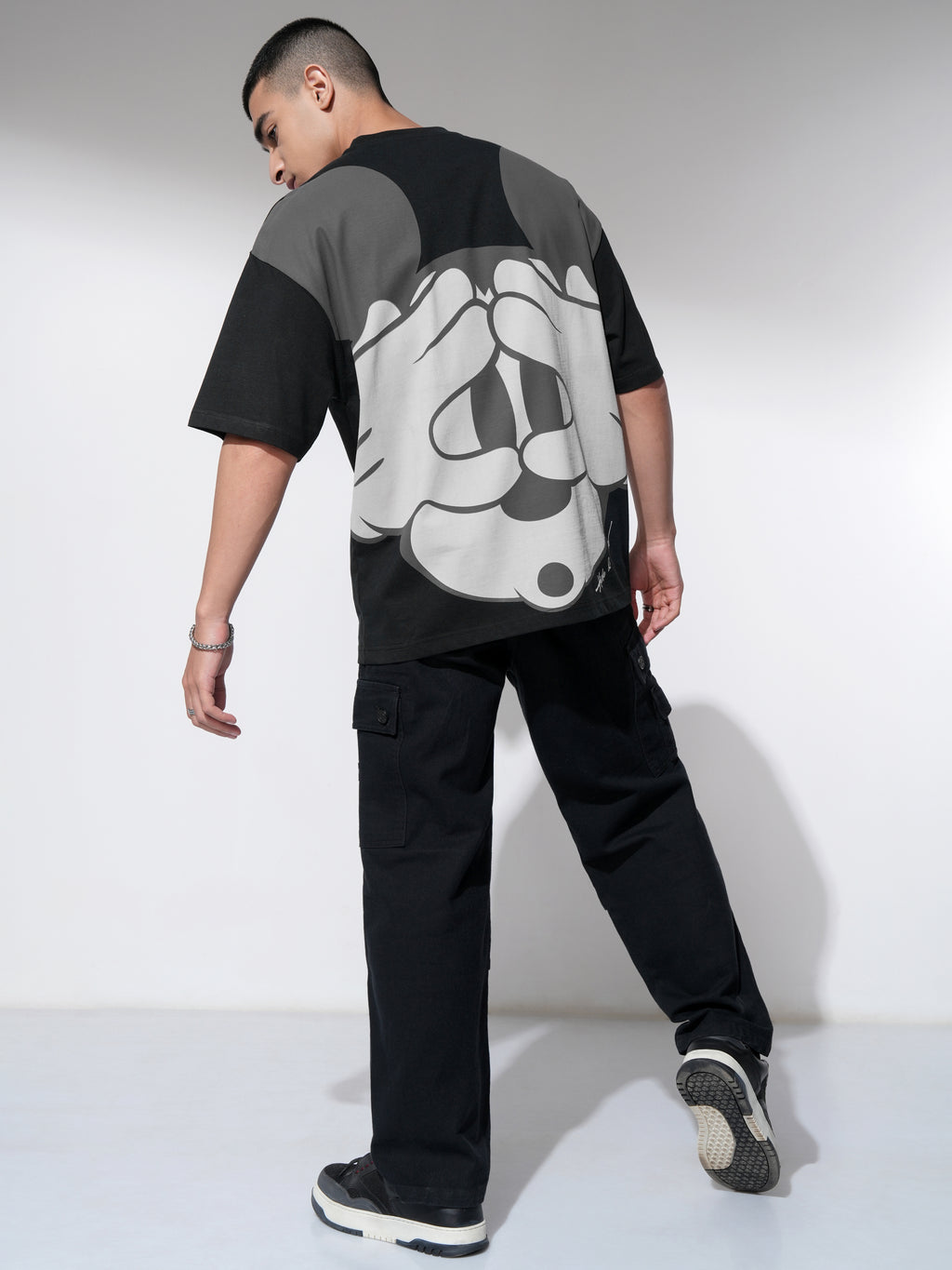 Disney By Highlander Men Black Mickey Mouse Printed Round Neck Oversized Fit T-Shirt - Black - Image 2