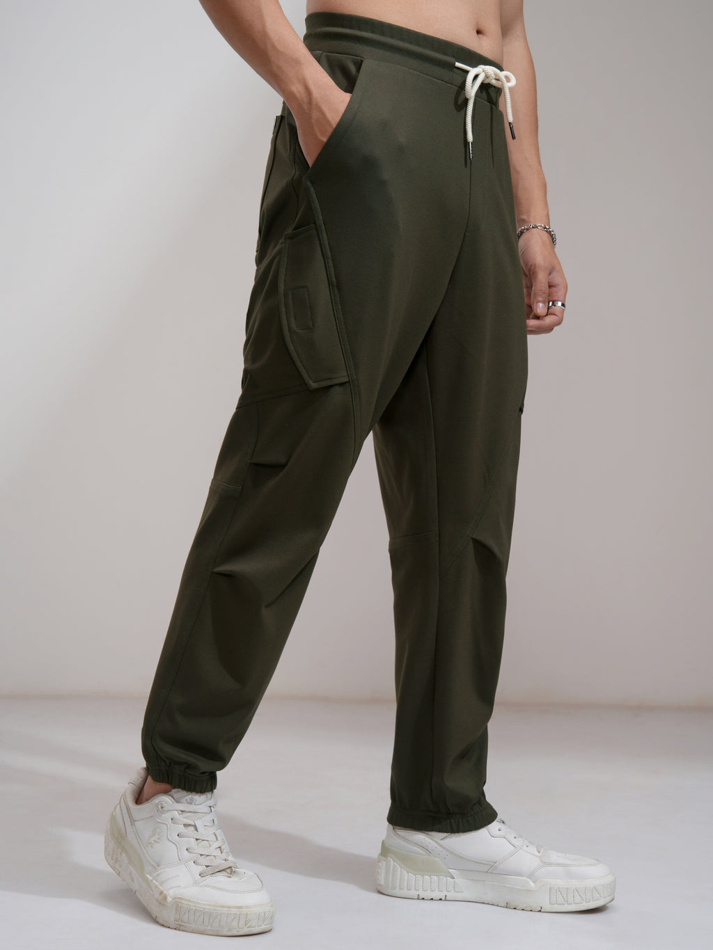 Highlander Men Olive Tapered Fit Solid Joggers - Olive - Image 6