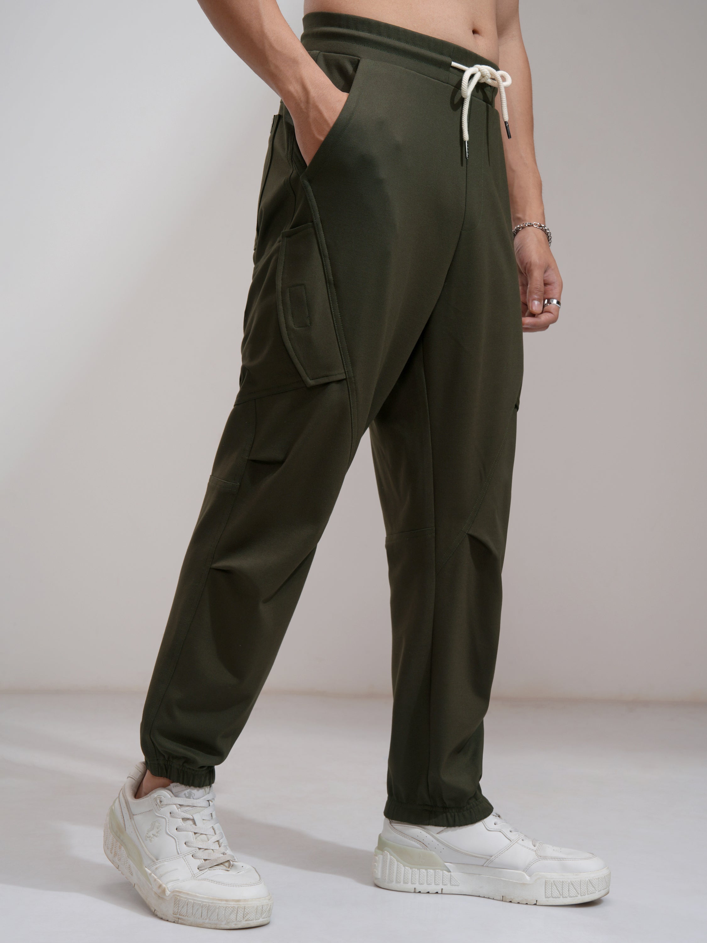 Highlander Men Olive Tapered Fit Solid Joggers - Olive - Image 6