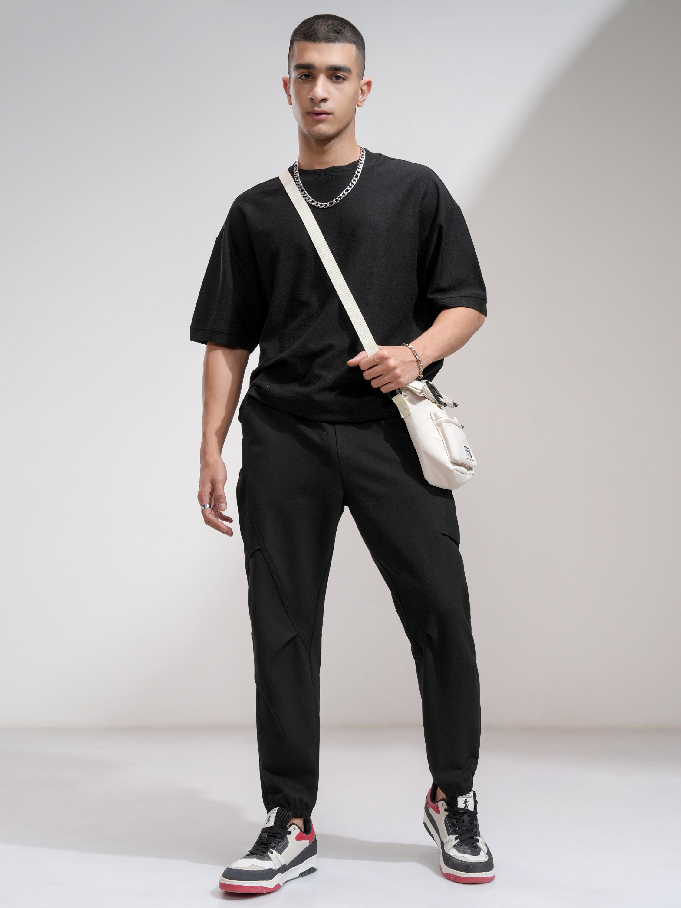 Highlander Men Black Tapered Fit Solid Joggers - Black - Image 2