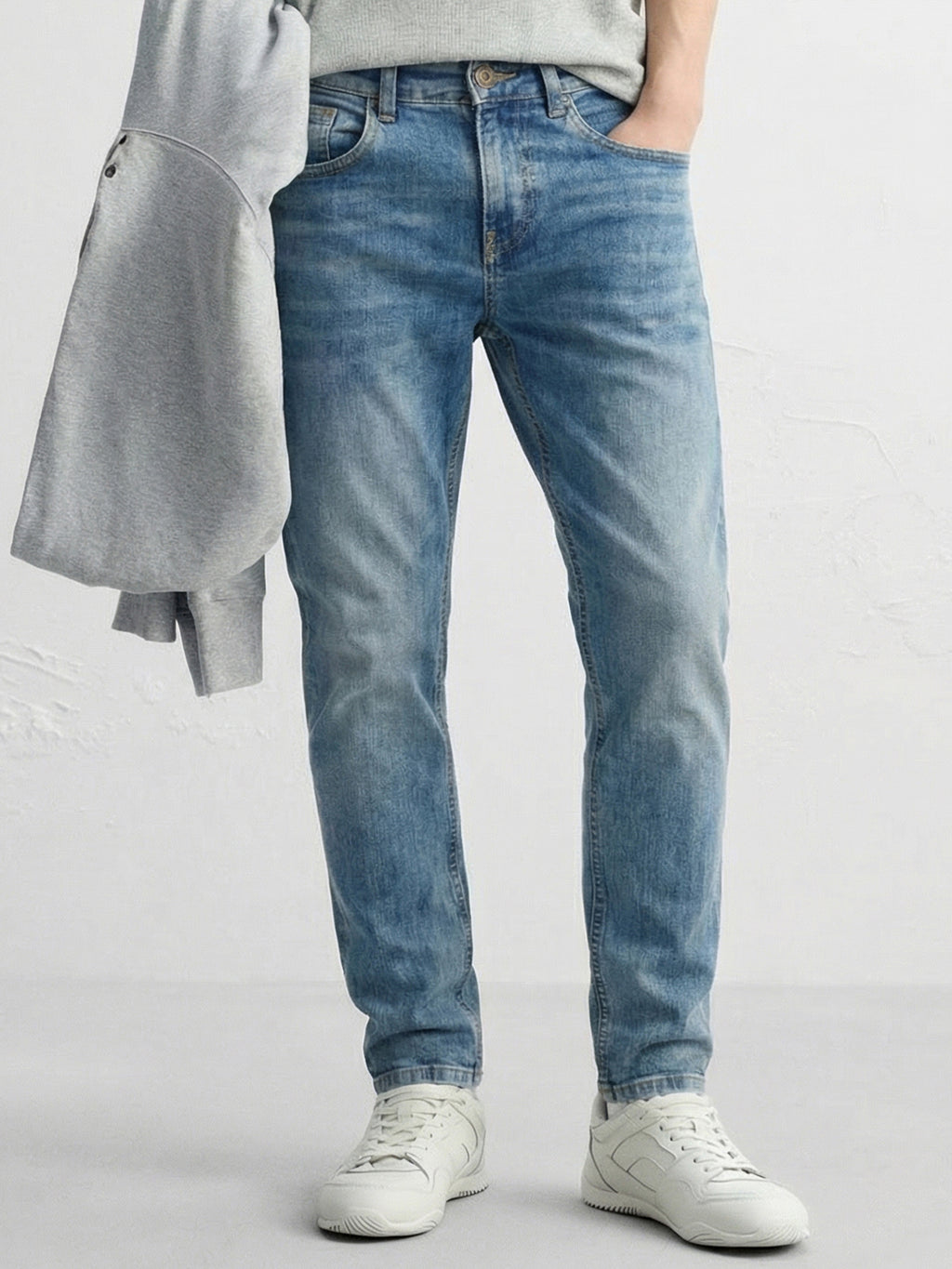 Highlander Men Blue Slim Fit Stretchable Jeans - Blue - Image 1