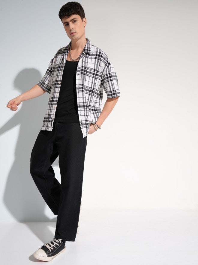 Highlander Men White Checked Oversized Fit Casual Shirt - White - Image 2