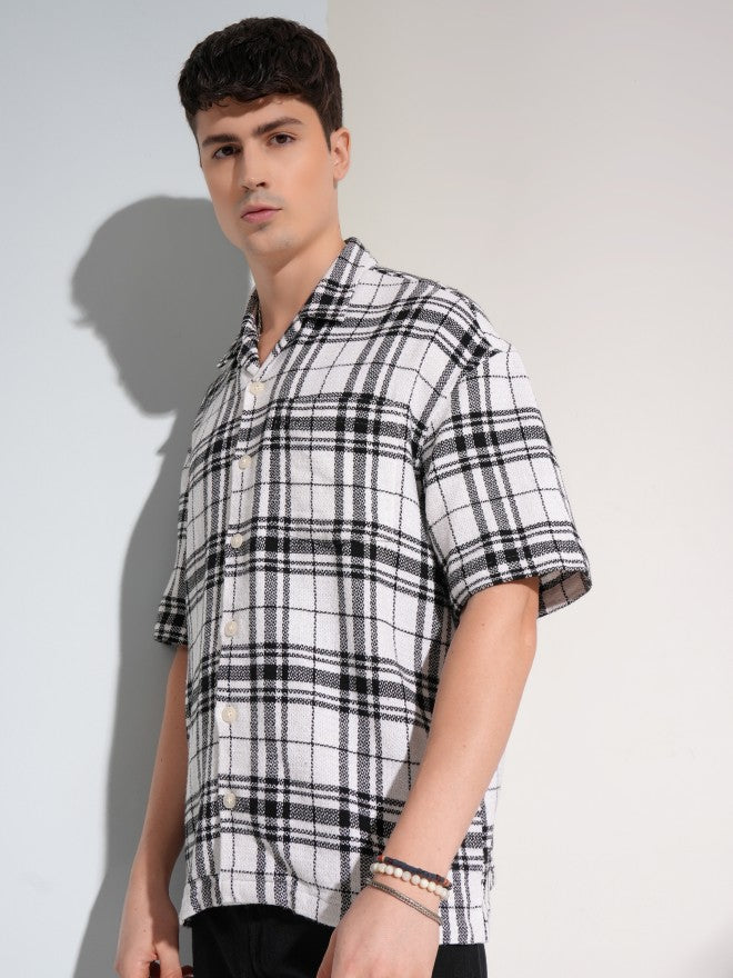 Highlander Men White Checked Oversized Fit Casual Shirt - White - Image 4