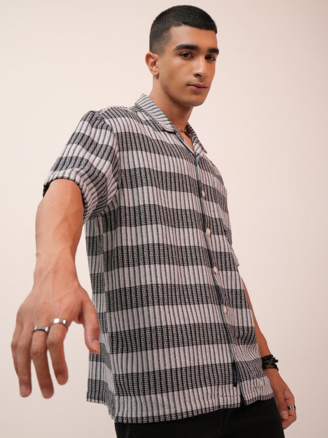 Highlander Men Grey Textured Oversized Fit Casual Shirt - Grey - Image 6