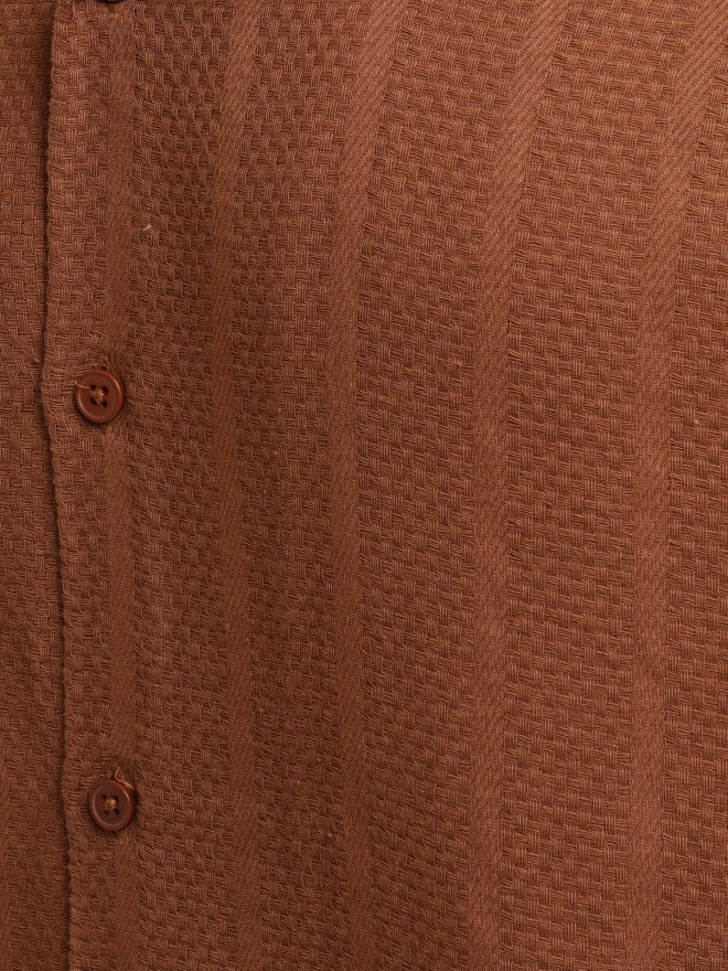 Highlander Men Brown Solid Oversized Fit Casual Shirt - Brown - Image 7