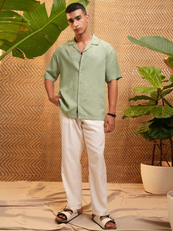 Highlander Men Green Solid Oversized Fit Casual Shirt - Green - Image 2