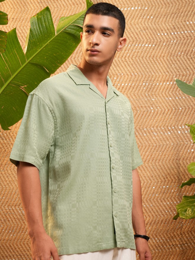 Highlander Men Green Solid Oversized Fit Casual Shirt - Green - Image 6
