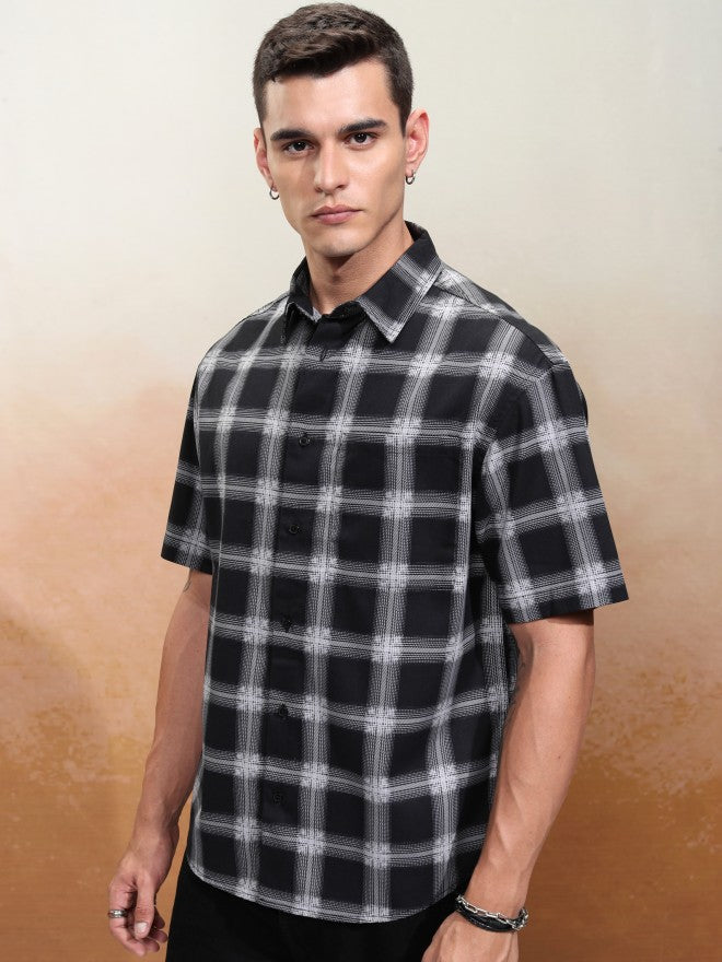 Highlander Men Black Checked Oversized Fit Casual Shirt - Black - Image 4