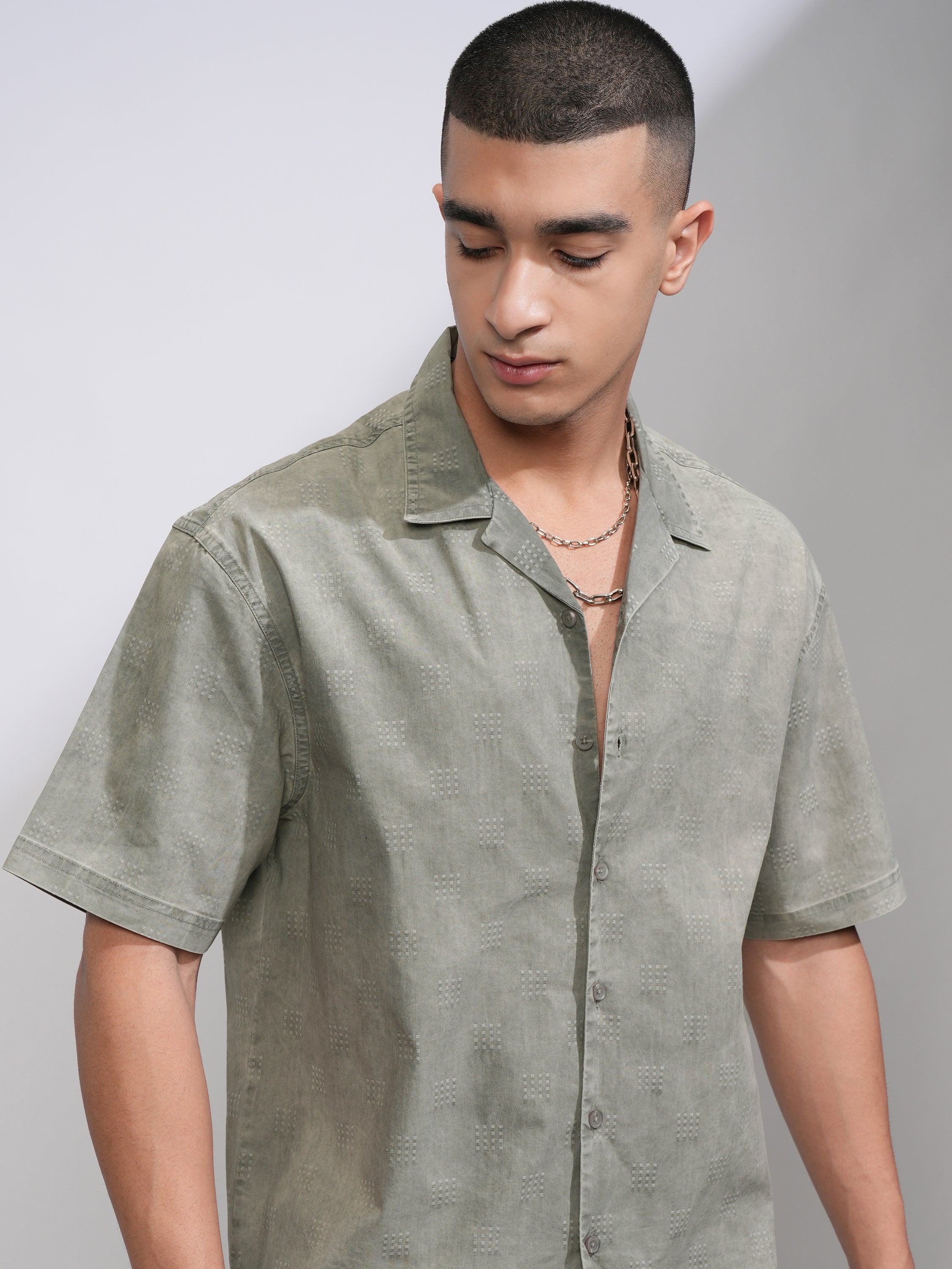 Highlander Men Green Textured Oversized Fit Casual Shirt - Green - Image 1