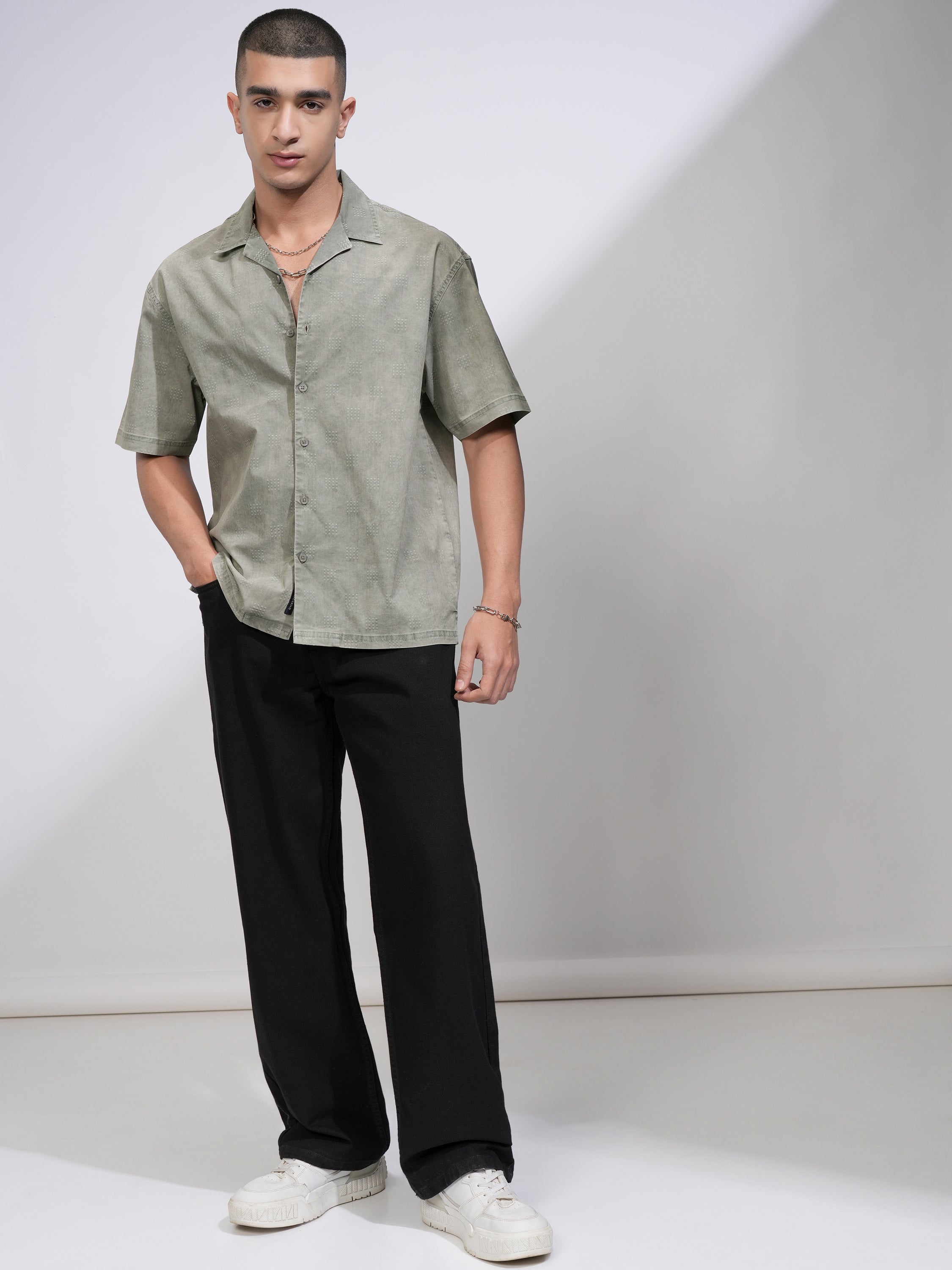 Highlander Men Green Textured Oversized Fit Casual Shirt - Green - Image 2