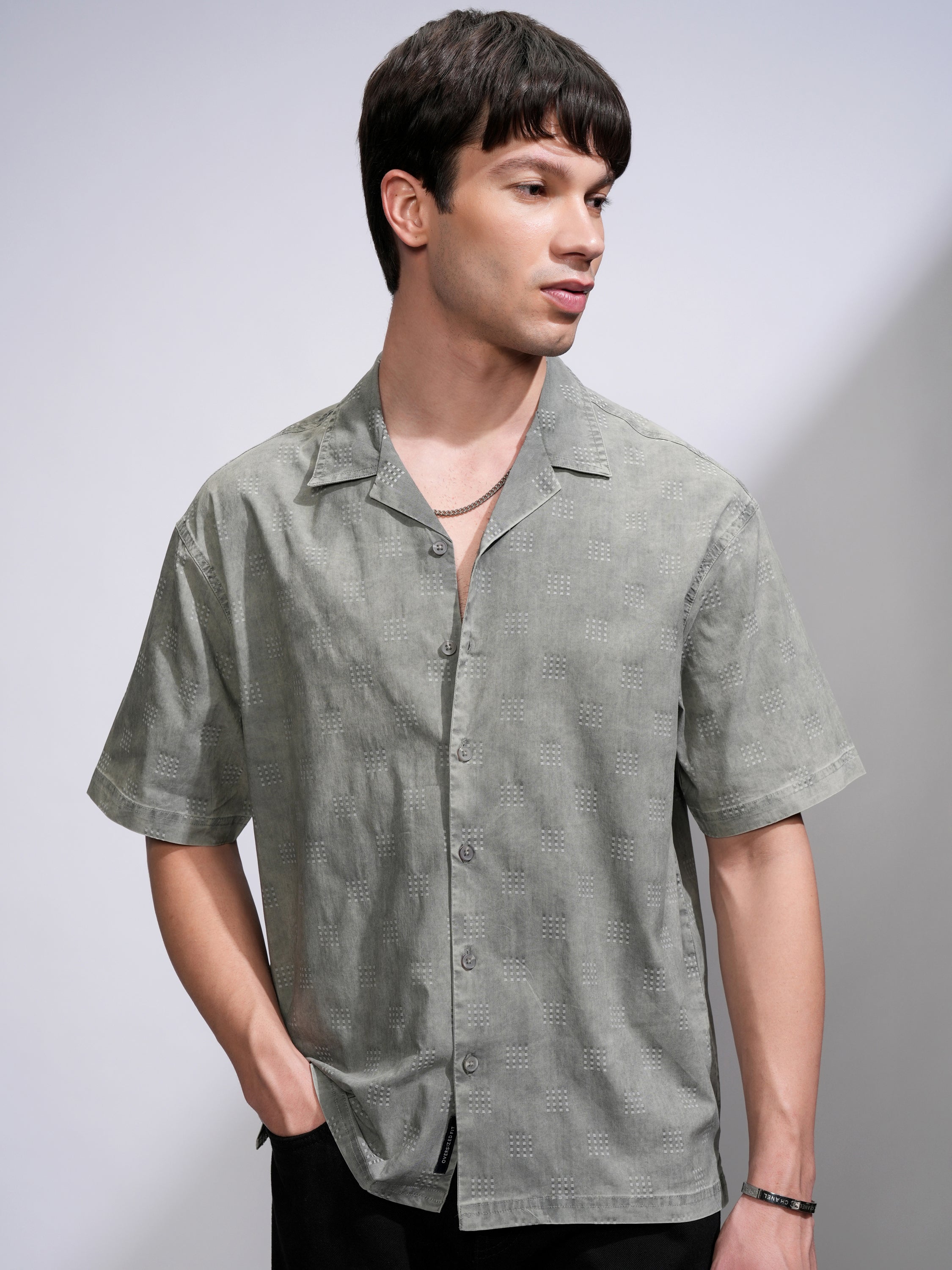 Highlander Men Green Printed Oversized Fit Casual Shirt - Green - Image 6