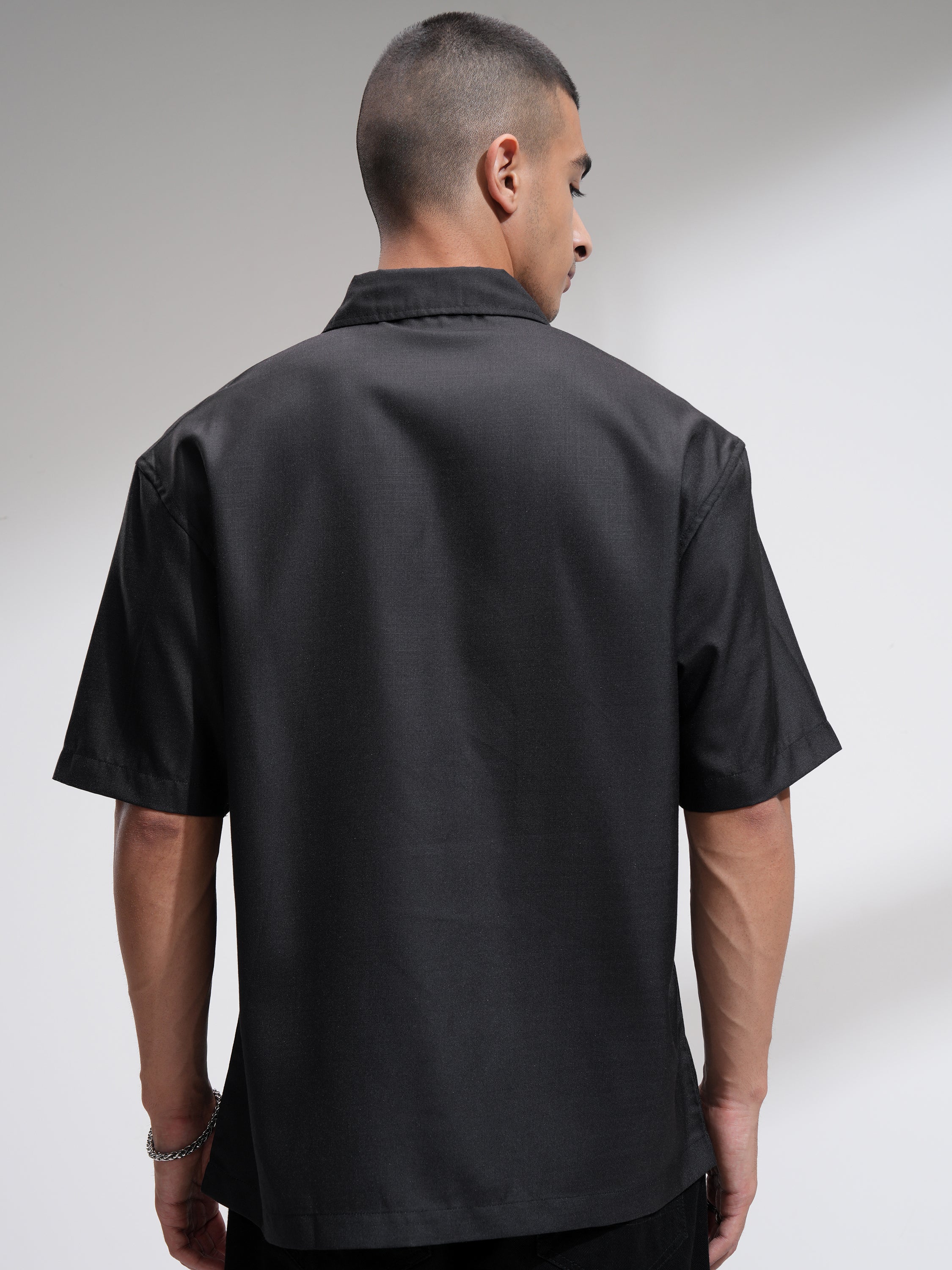 Highlander Men Black Printed Oversized Fit Casual Shirt - Black - Image 3