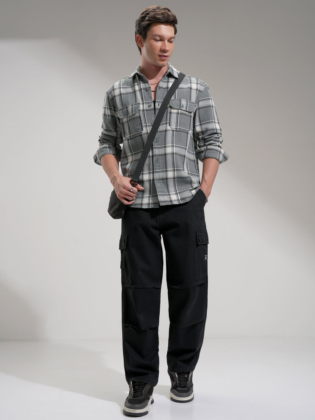 Highlander Men Grey Checked Oversized Fit Casual Shirt - Grey - Image 2