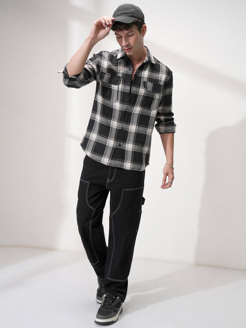 Highlander Men Black Checked Oversized Fit Casual Shirt - Black - Image 2